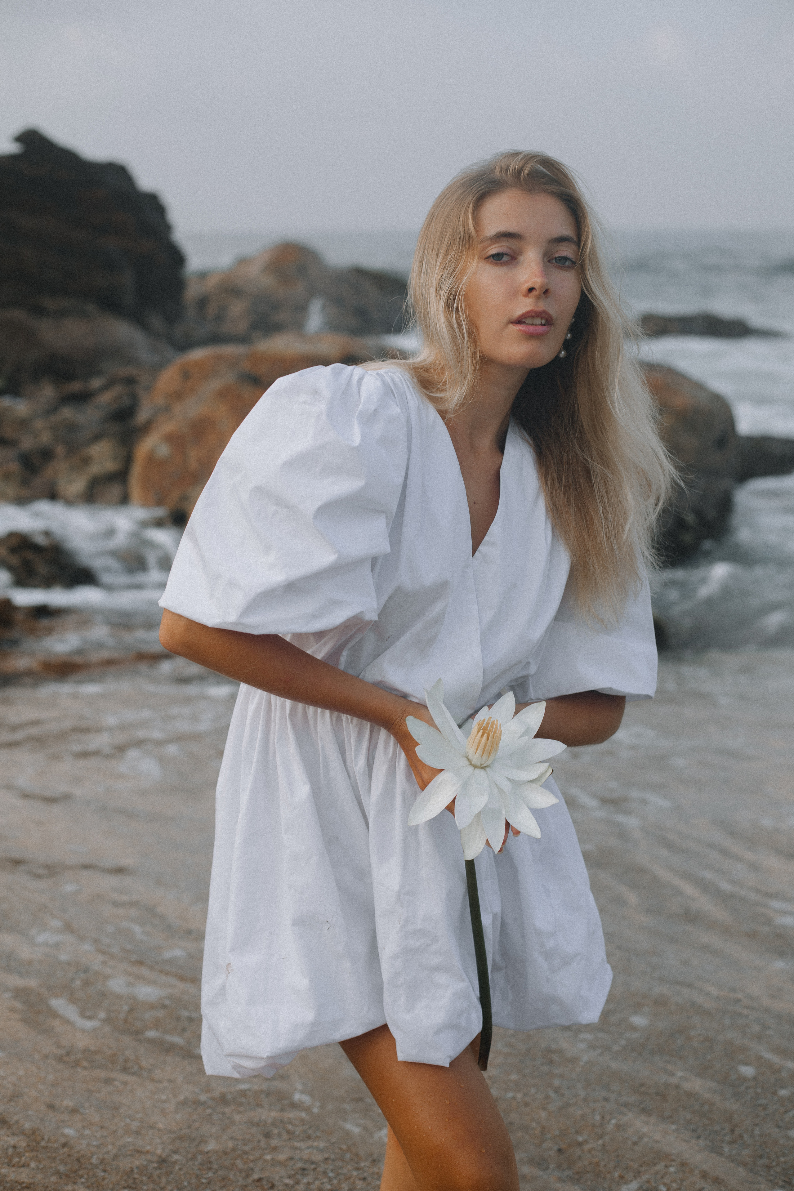 Lotos. Wedding photographer Mexico Sayulita Puerto Vallarta Punta Mita Cabo