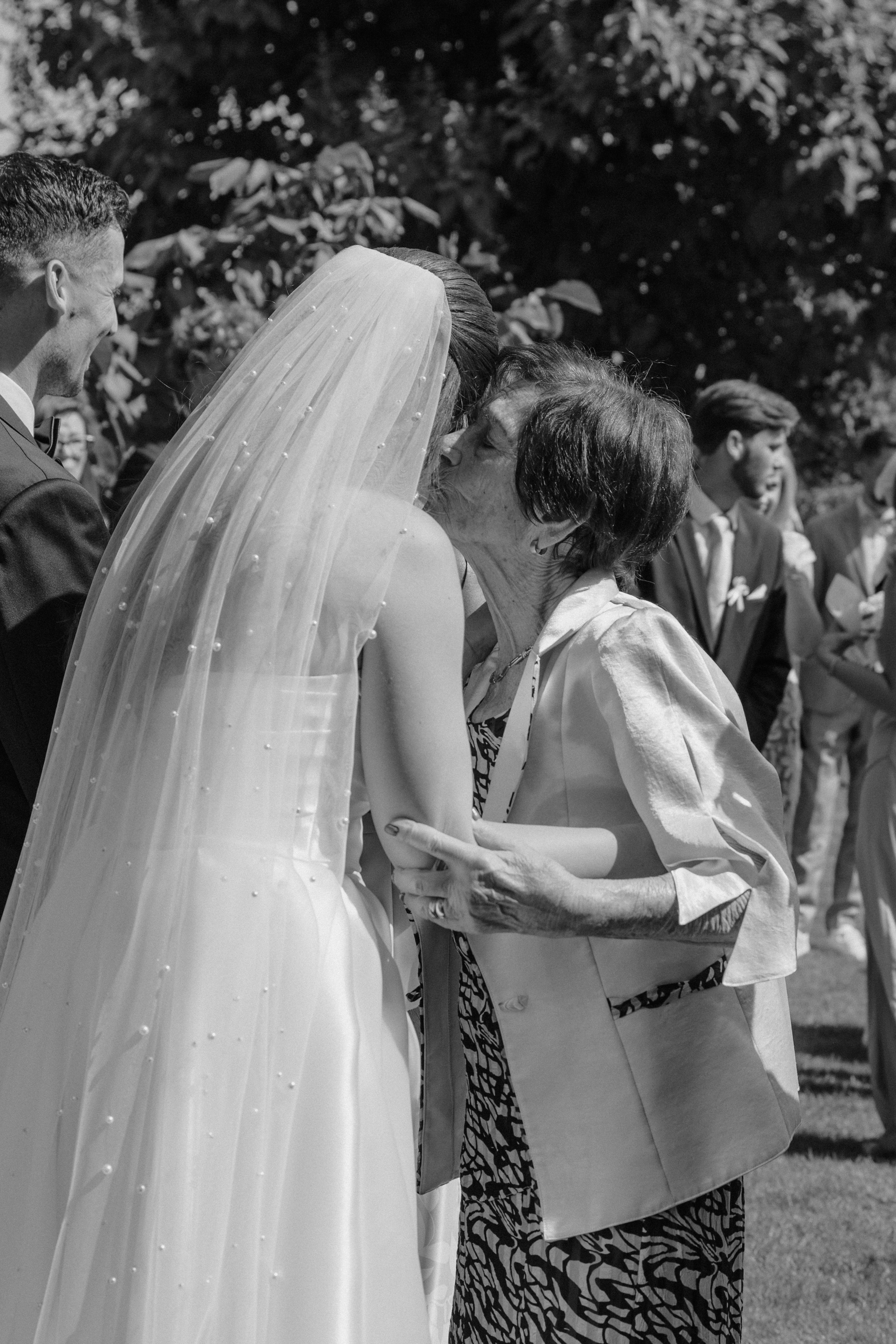 Wedding moments at Na Kmine