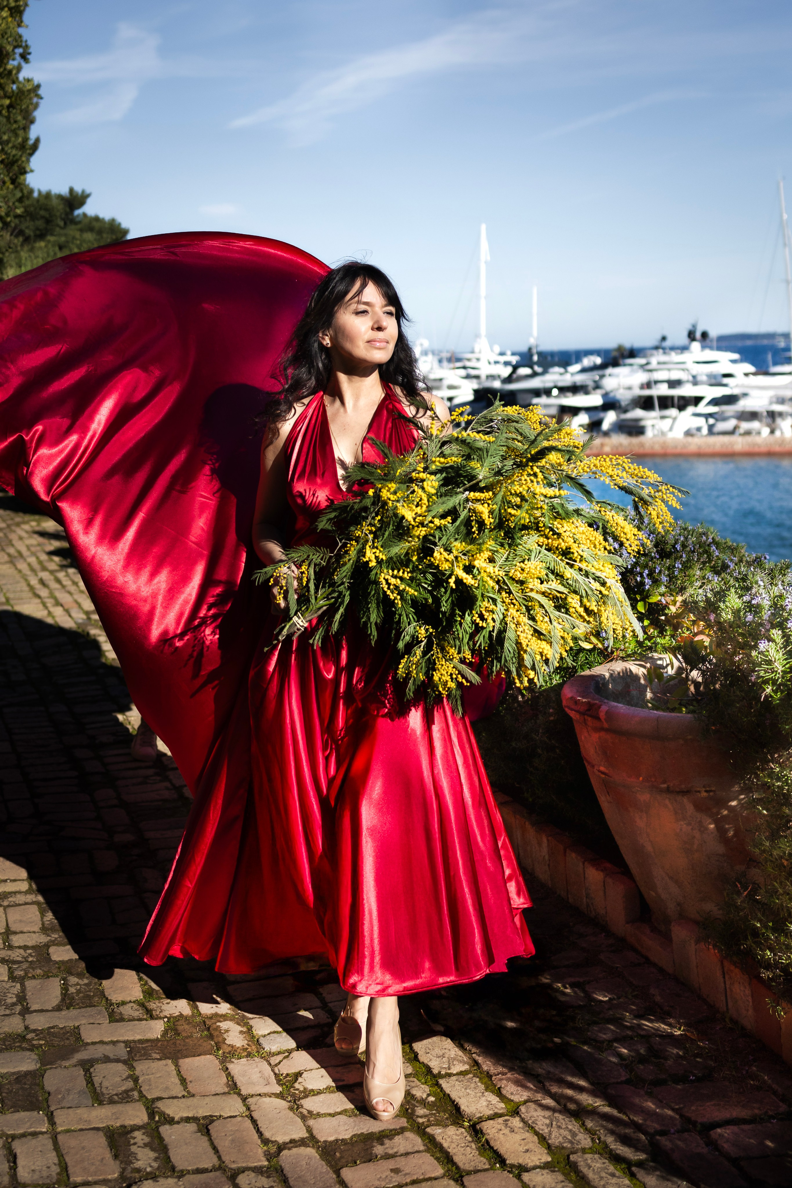 Long dresses shooting. Photographer in Munich