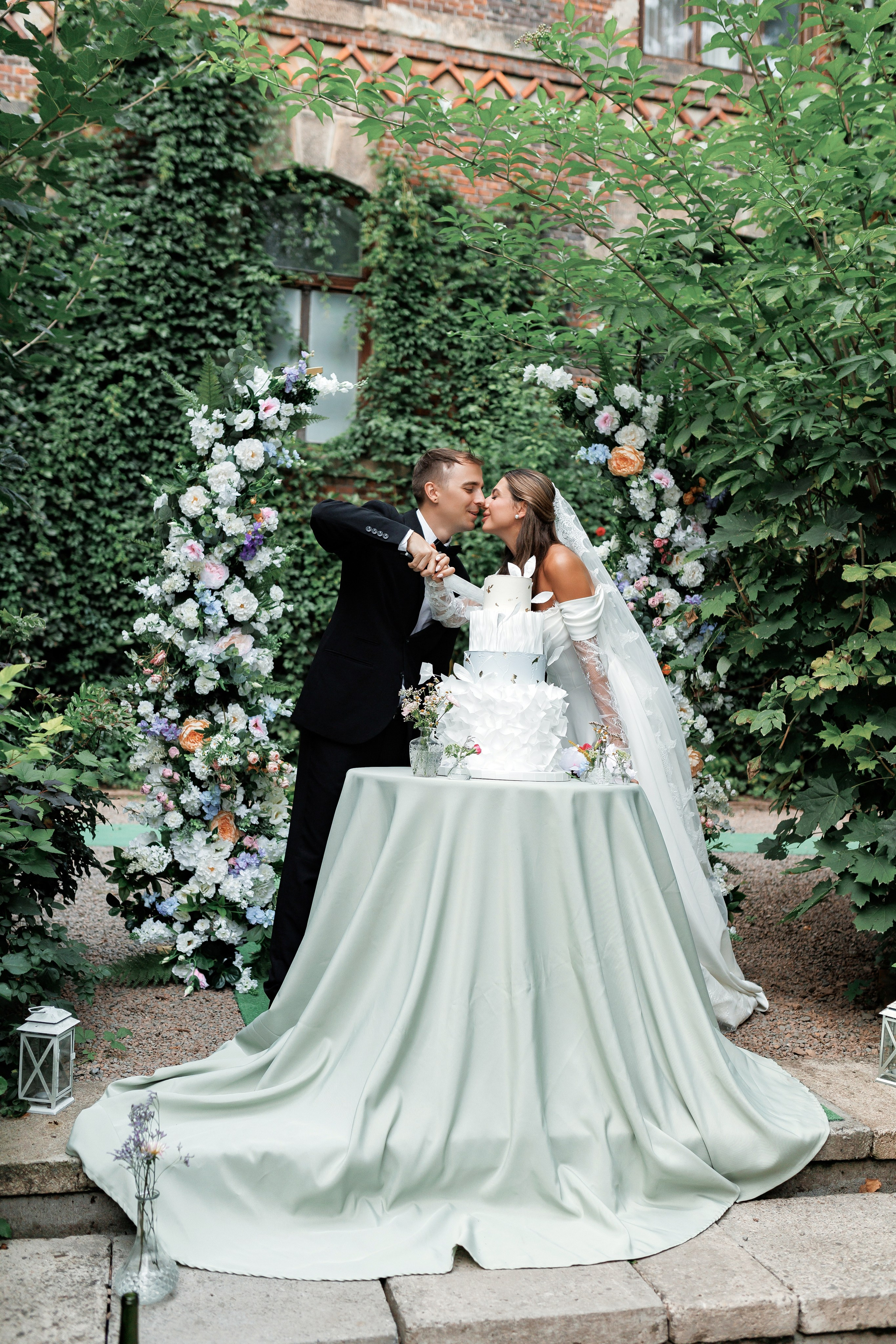 Palac Zelenskich. Fotograf ślubny i rodzinny w Krakowie Yana Klymova
