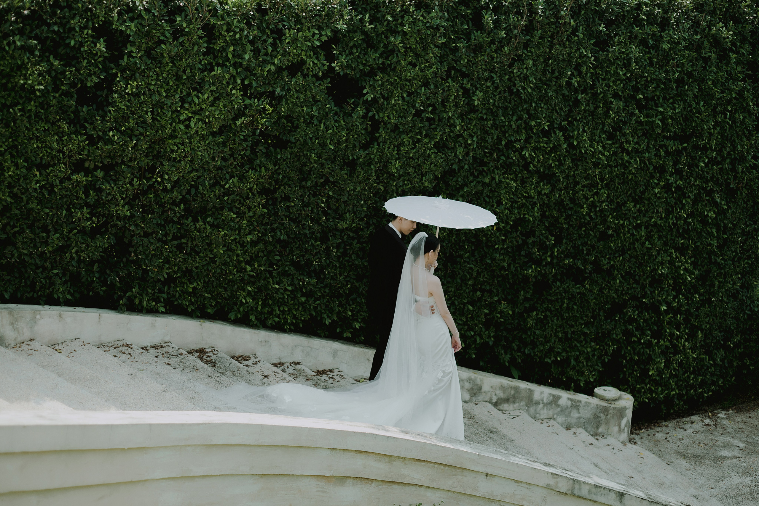 Khanh + Nguyen. BenColor Studio