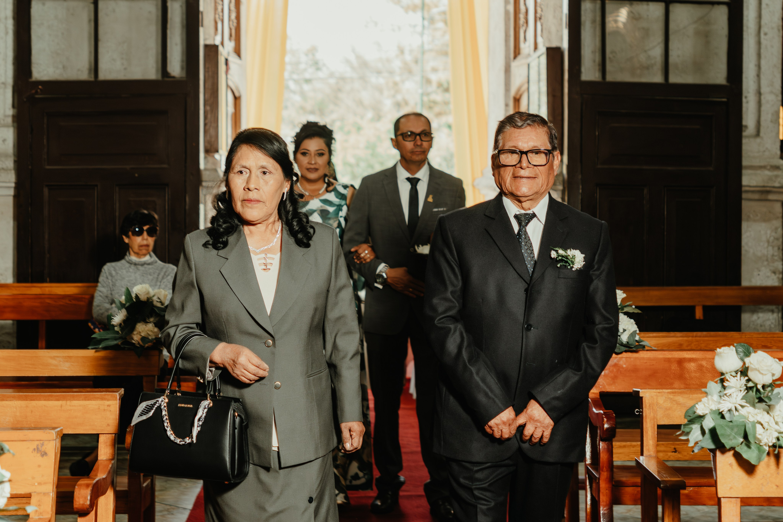 VANESSA + FRANKLIN BODA RELIGIOSA. Studio KVTA | Fotografía y Video de Bodas en Arequipa
