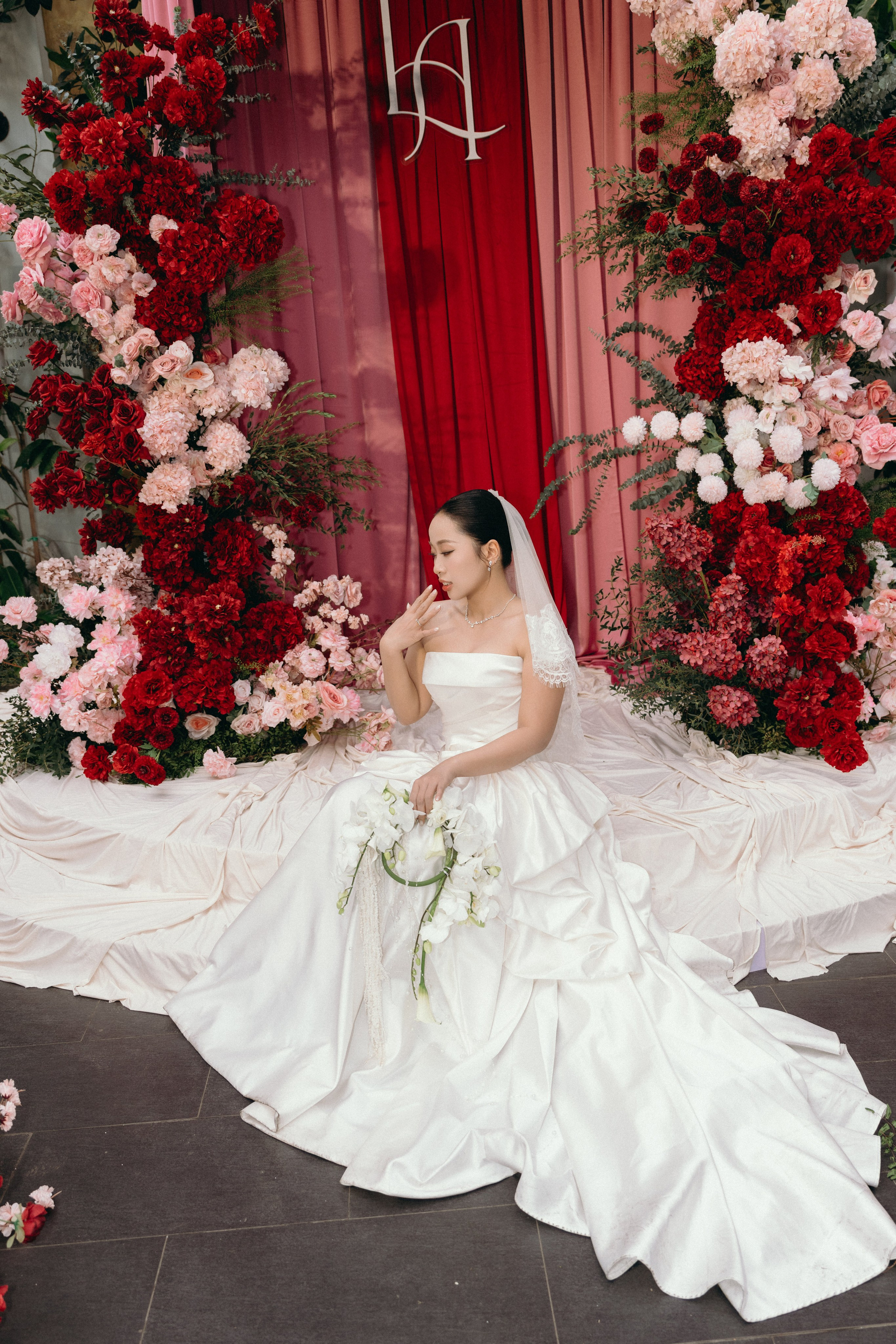 Quan + HienAnh | Photojournalism. BenColor Studio