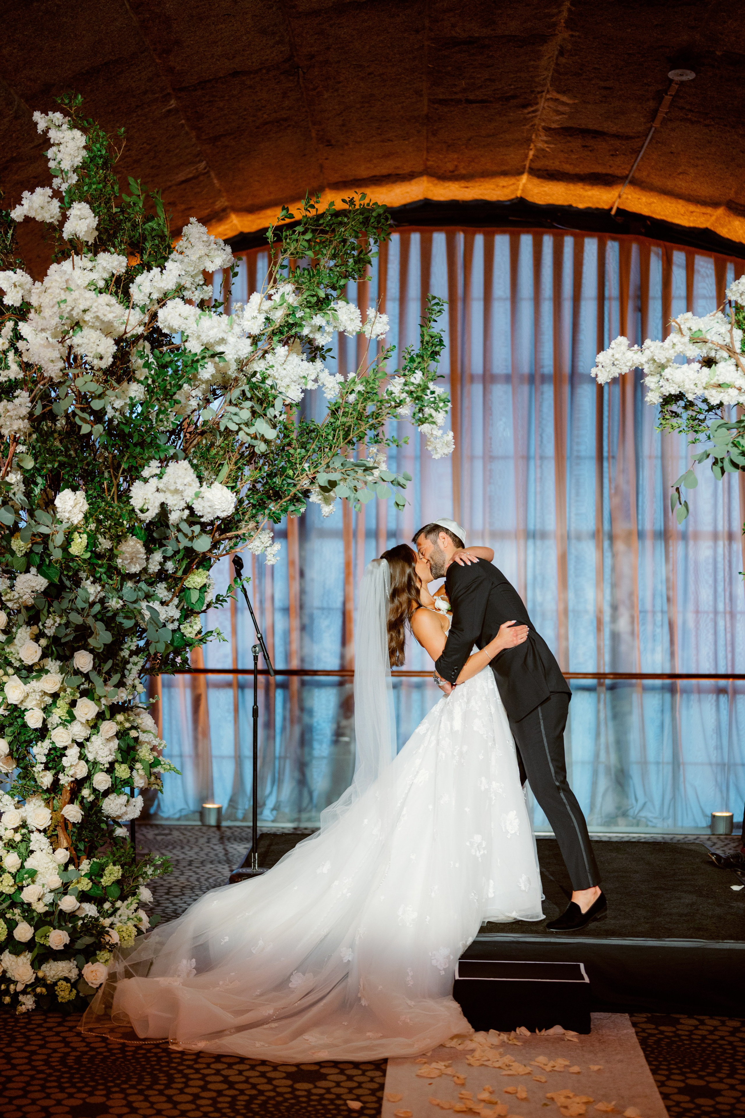 Kelsey and Scott’s Grand Jewish Wedding at Guastavino’s. Wedding photographer and videographer New York | New Jersey
