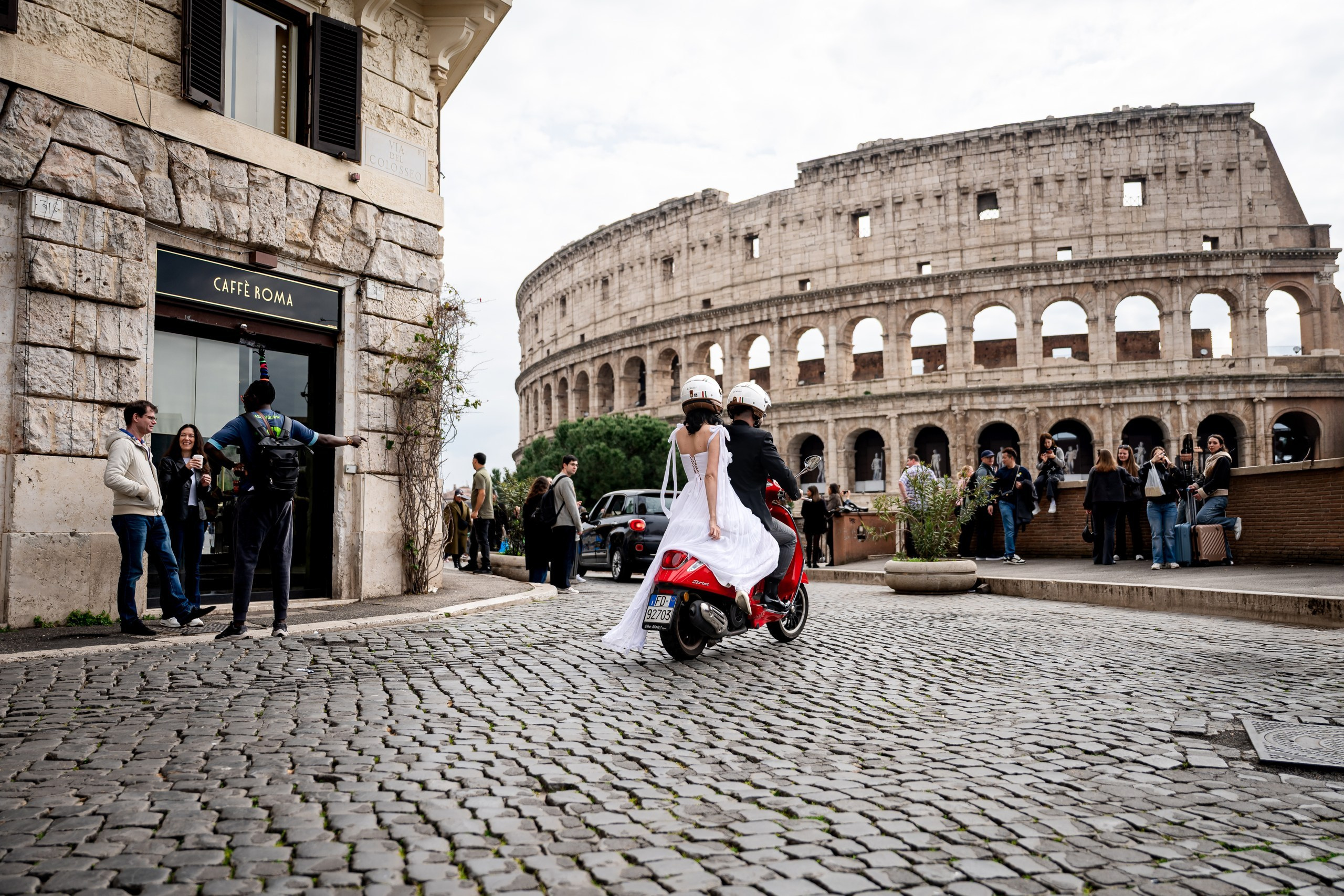 Fotograf Nuntă București România | MOMENTsFILM. MOMENTsFILM — wedding films | Videograf Nuntă București |Fotograf Nuntă București| Botez Evenimente Corporate | Foto Video Nunta