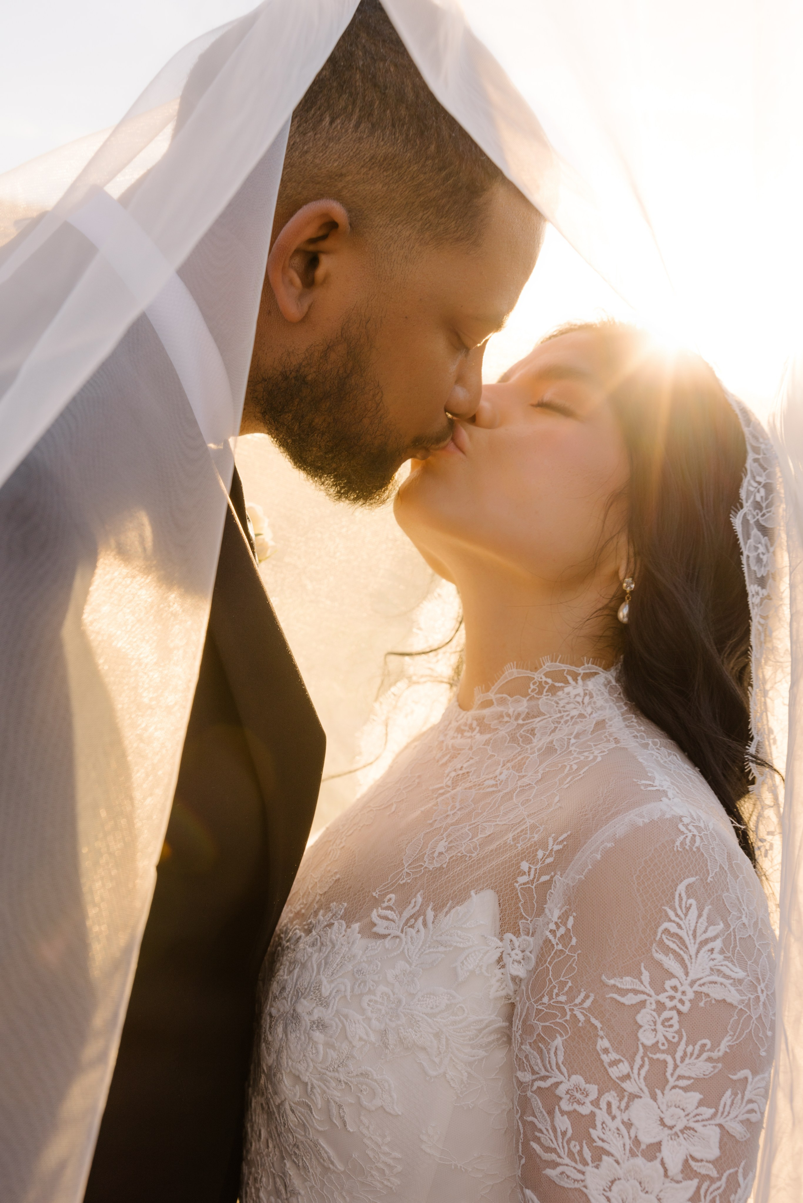 Mitcell&Melanie digital. Wedding photographer Italy