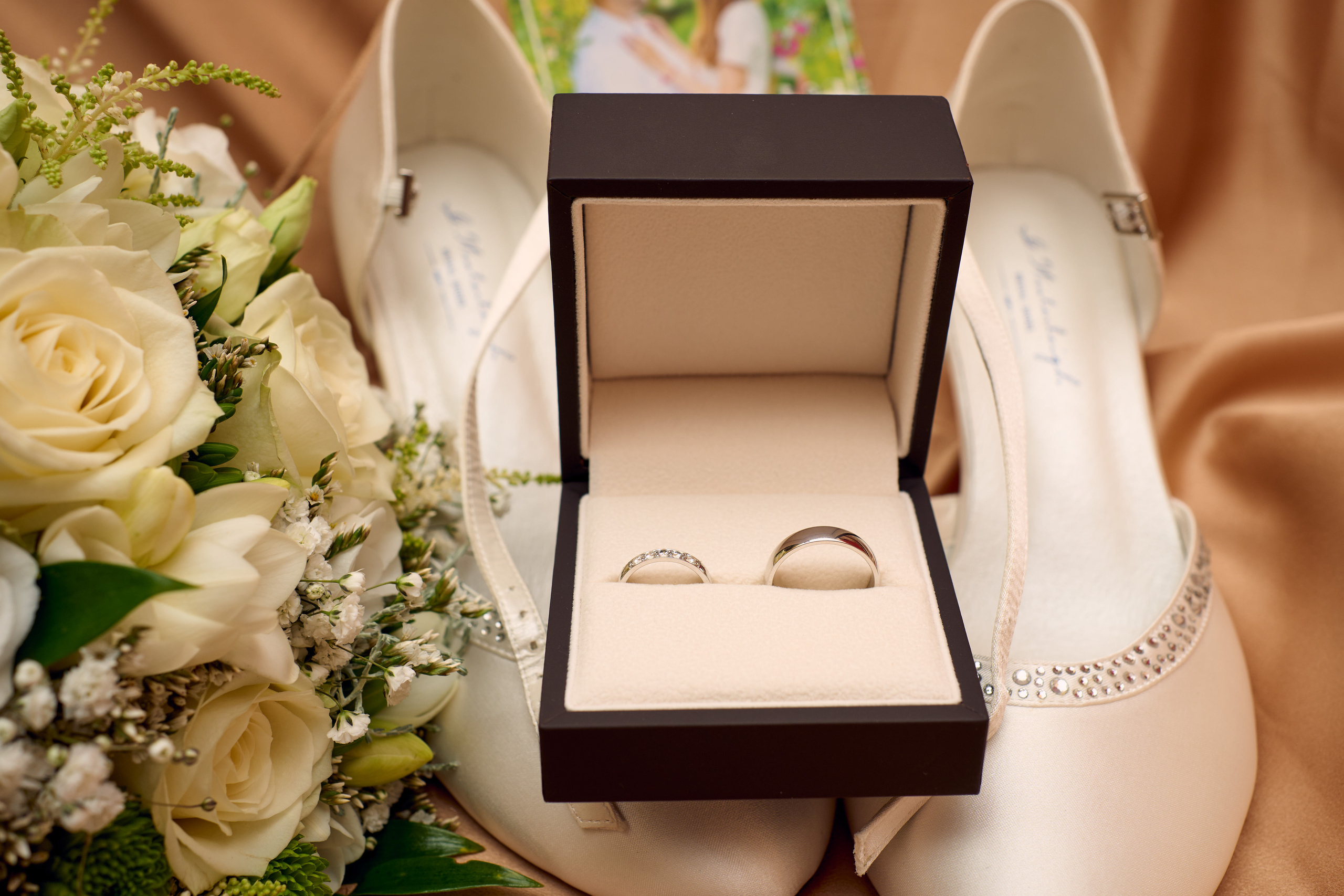 Svadobny fotograf svadobny fotograf cena kameraman na svadbu cena. Fotograf kameraman na svadbu Bratislava Banská Bystrica Сelé Slovensko svadobný kameraman