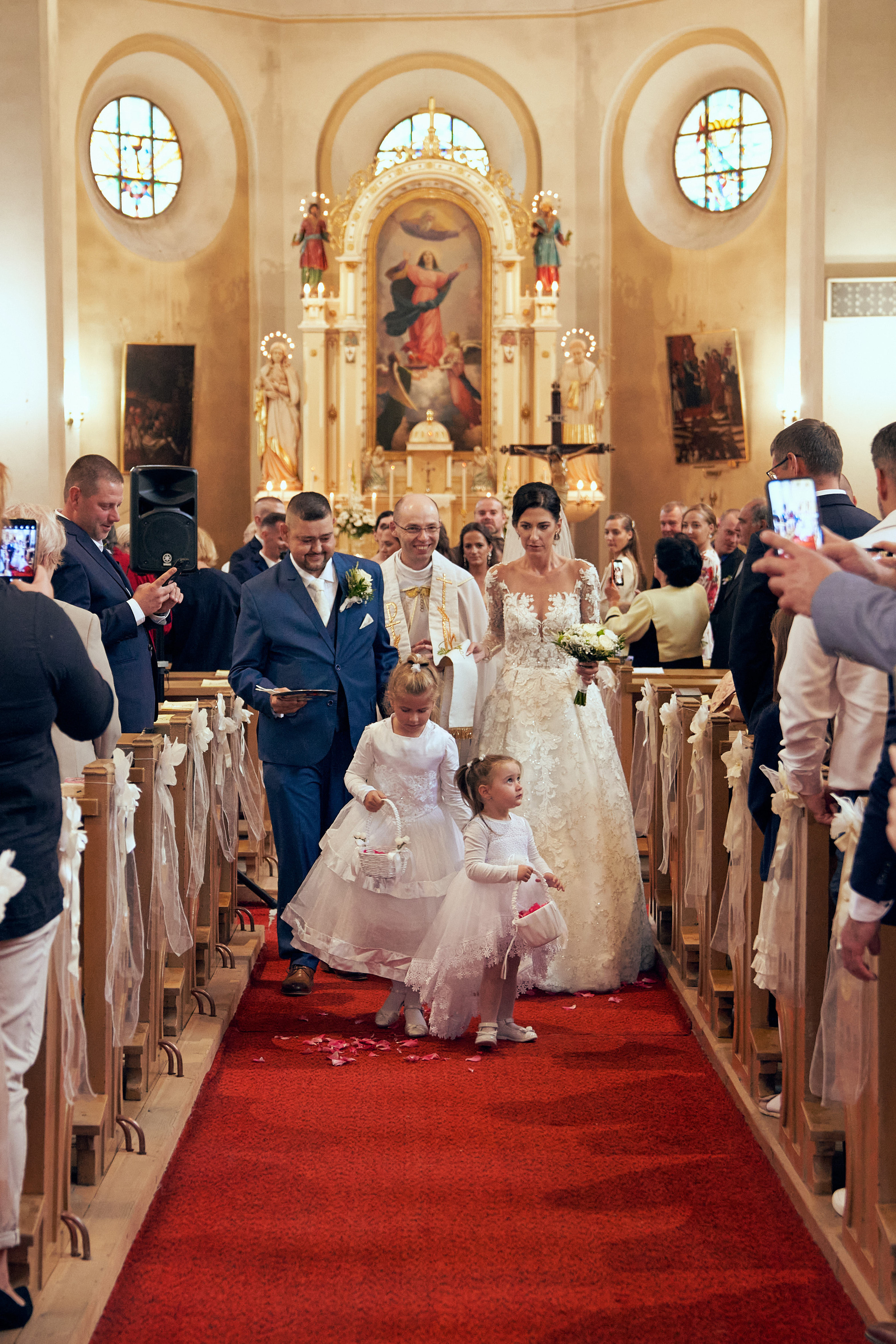 Svadobny fotograf svadobny fotograf cena kameraman na svadbu cena. Fotograf kameraman na svadbu Bratislava Banská Bystrica Сelé Slovensko svadobný kameraman