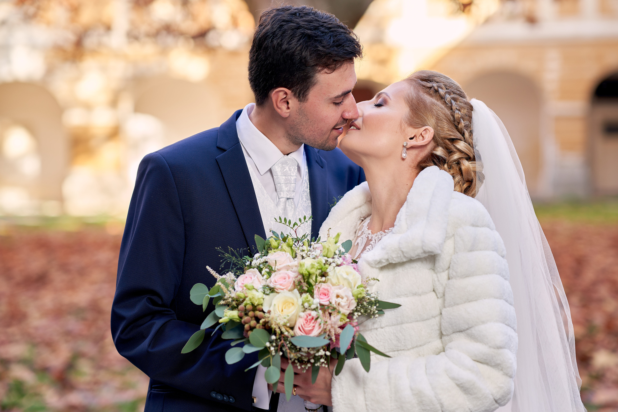 Svadobny fotograf svadobny fotograf cena kameraman na svadbu cena. Fotograf kameraman na svadbu Bratislava Banská Bystrica Сelé Slovensko svadobný kameraman