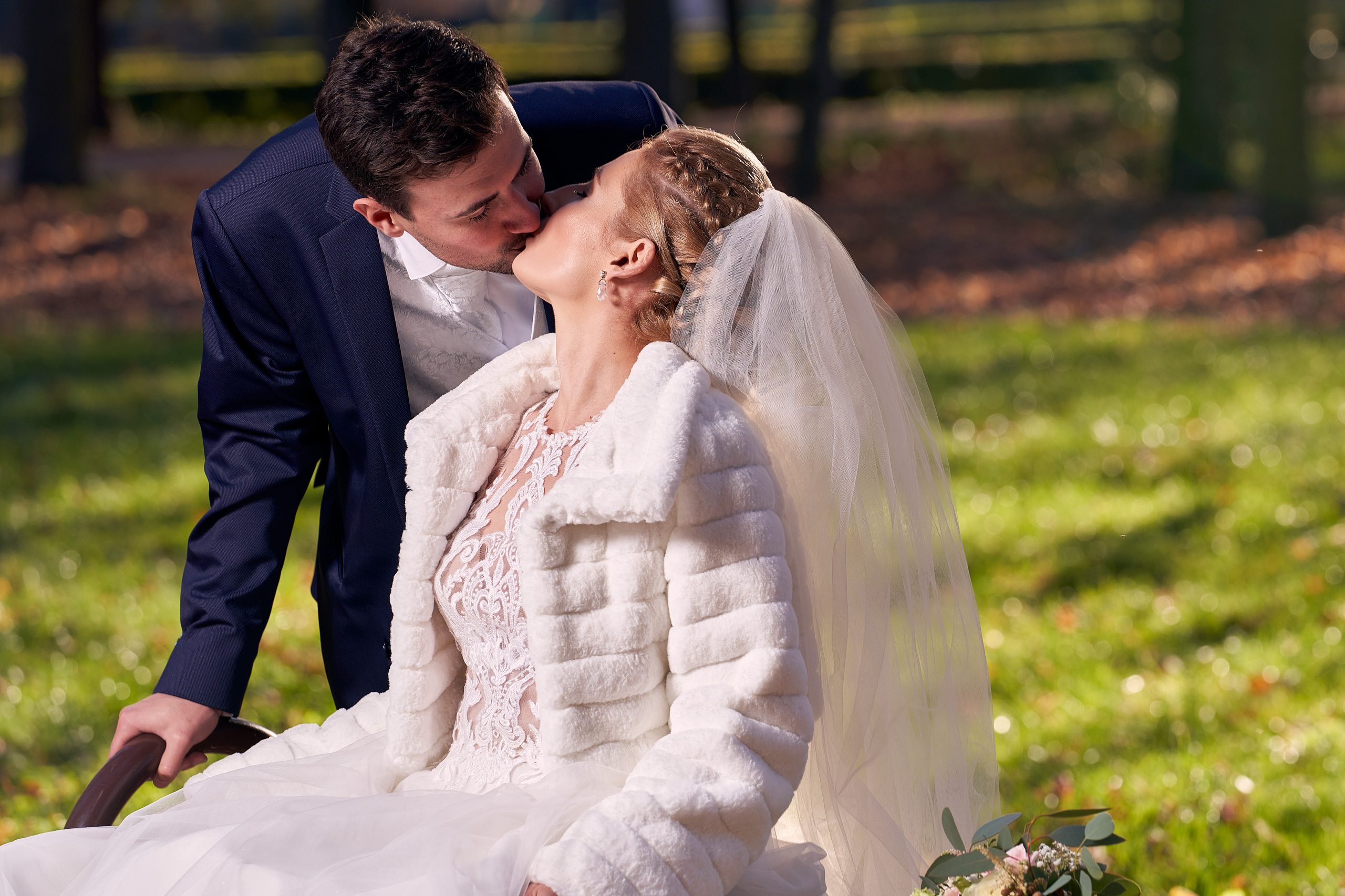Svadobny fotograf svadobny fotograf cena kameraman na svadbu cena. Fotograf kameraman na svadbu Bratislava Banská Bystrica Сelé Slovensko svadobný kameraman