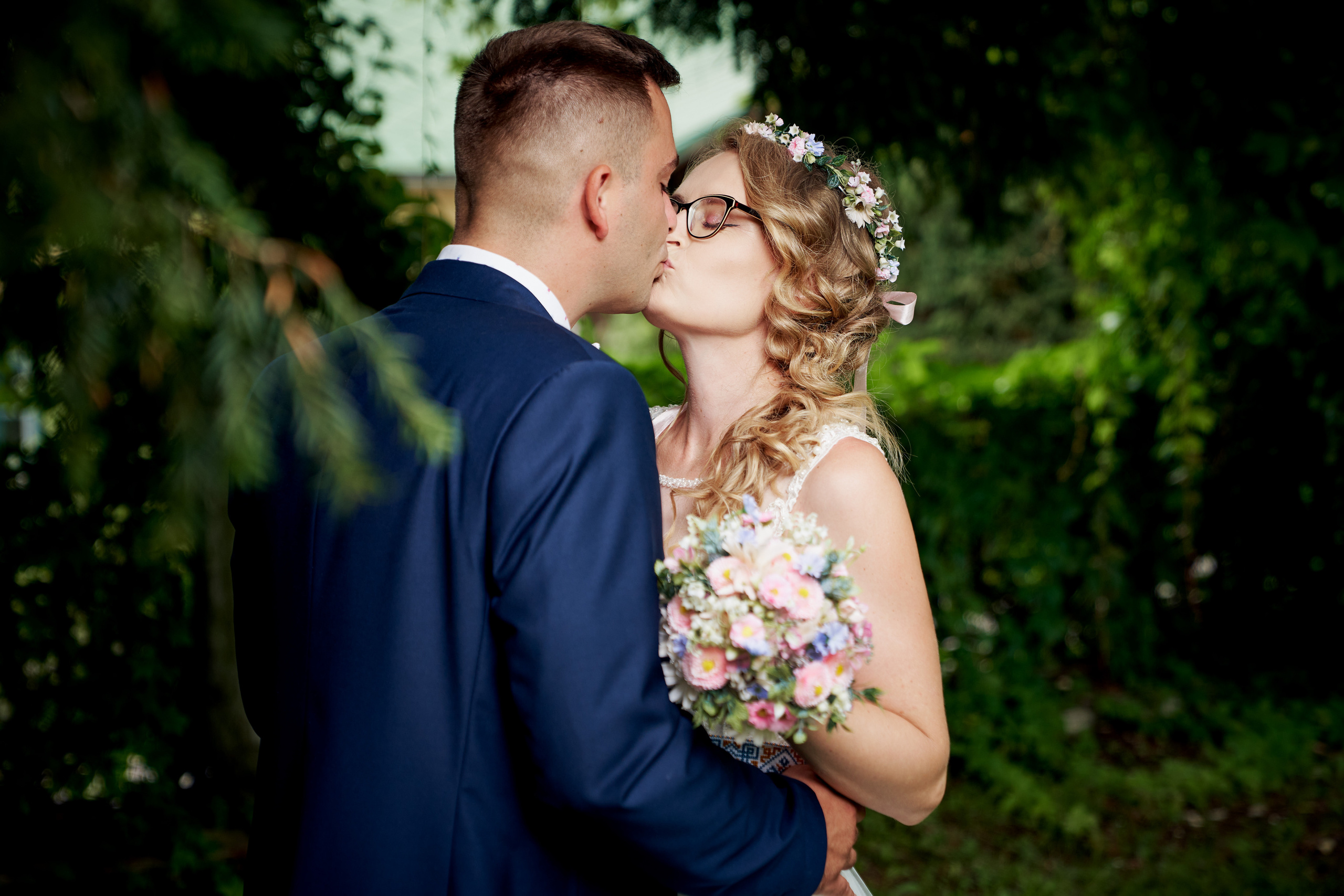 Svadobny fotograf svadobny fotograf cena kameraman na svadbu cena. Fotograf kameraman na svadbu Bratislava Banská Bystrica Сelé Slovensko svadobný kameraman