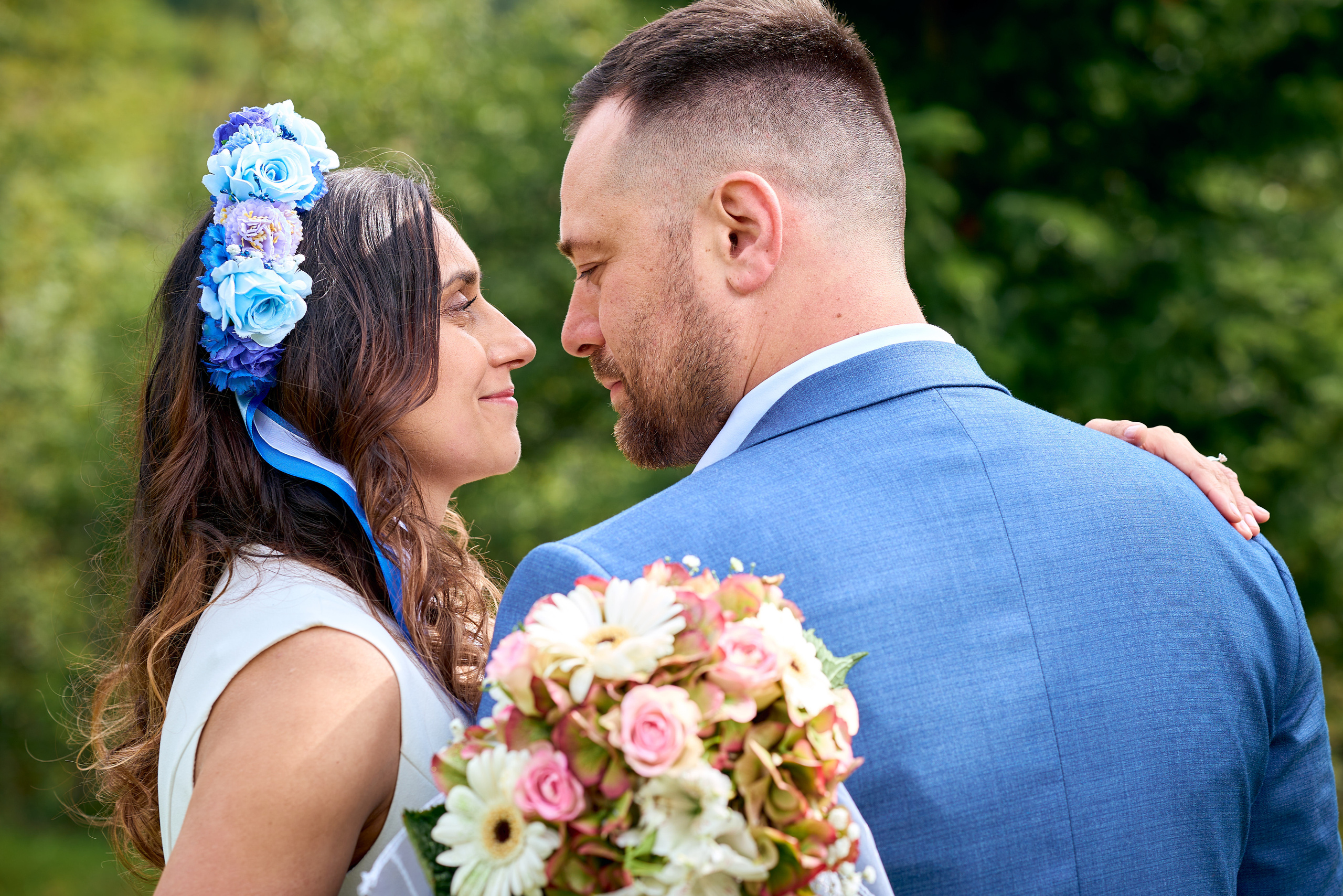 Svadobny fotograf svadobny fotograf cena kameraman na svadbu cena. Fotograf kameraman na svadbu Bratislava Banská Bystrica Сelé Slovensko svadobný kameraman