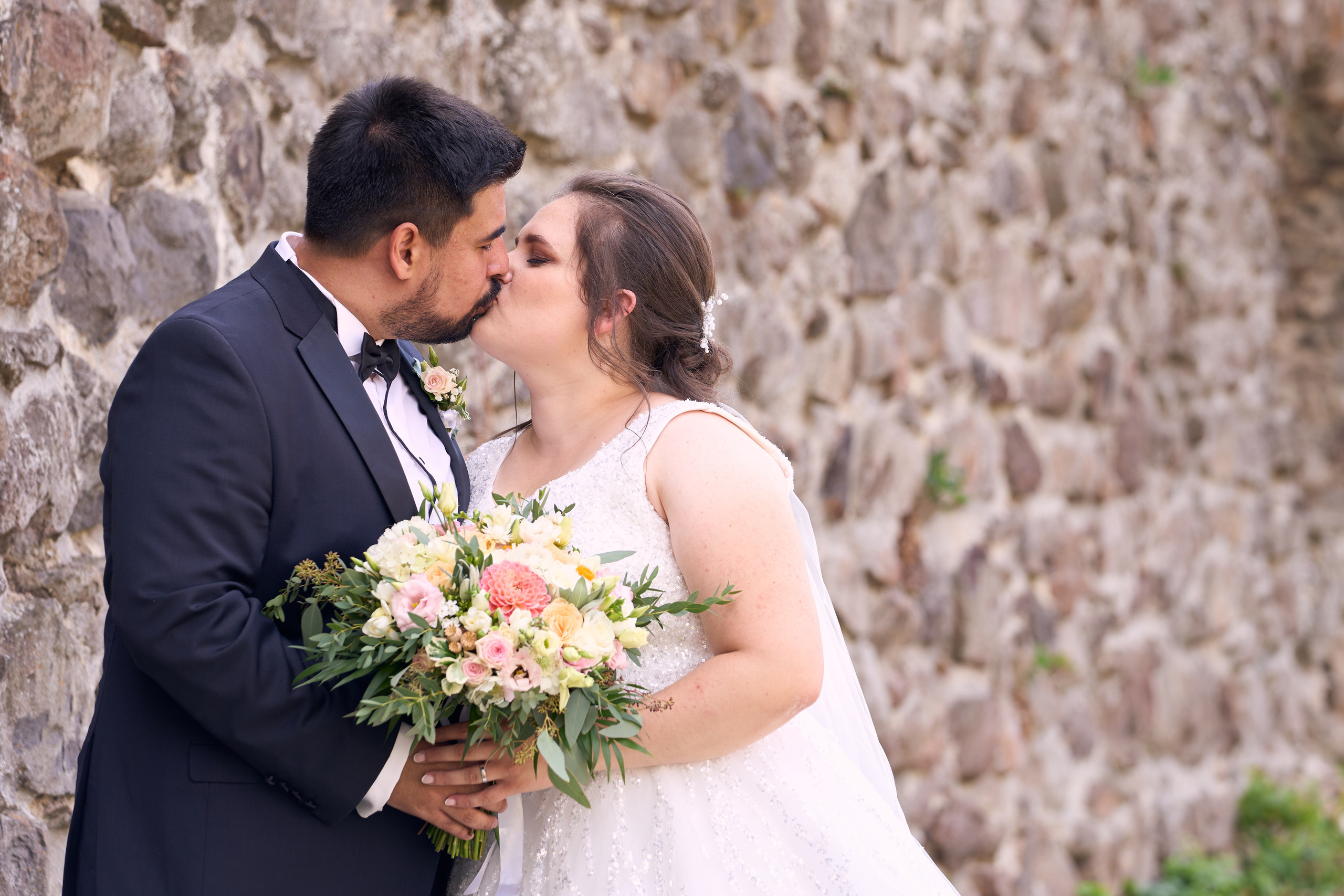 Svadobny fotograf svadobny fotograf cena kameraman na svadbu cena. Fotograf kameraman na svadbu Bratislava Banská Bystrica Сelé Slovensko svadobný kameraman