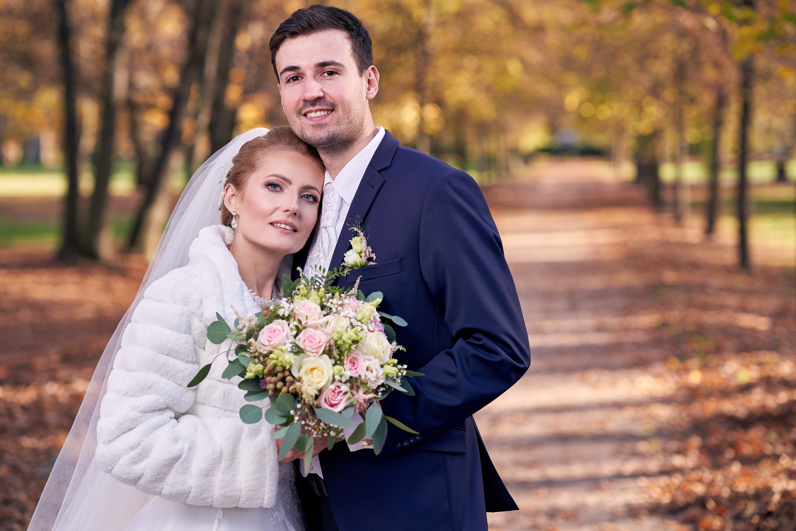 Svadobny fotograf svadobny fotograf cena kameraman na svadbu cena. Fotograf kameraman na svadbu Bratislava Banská Bystrica Сelé Slovensko svadobný kameraman