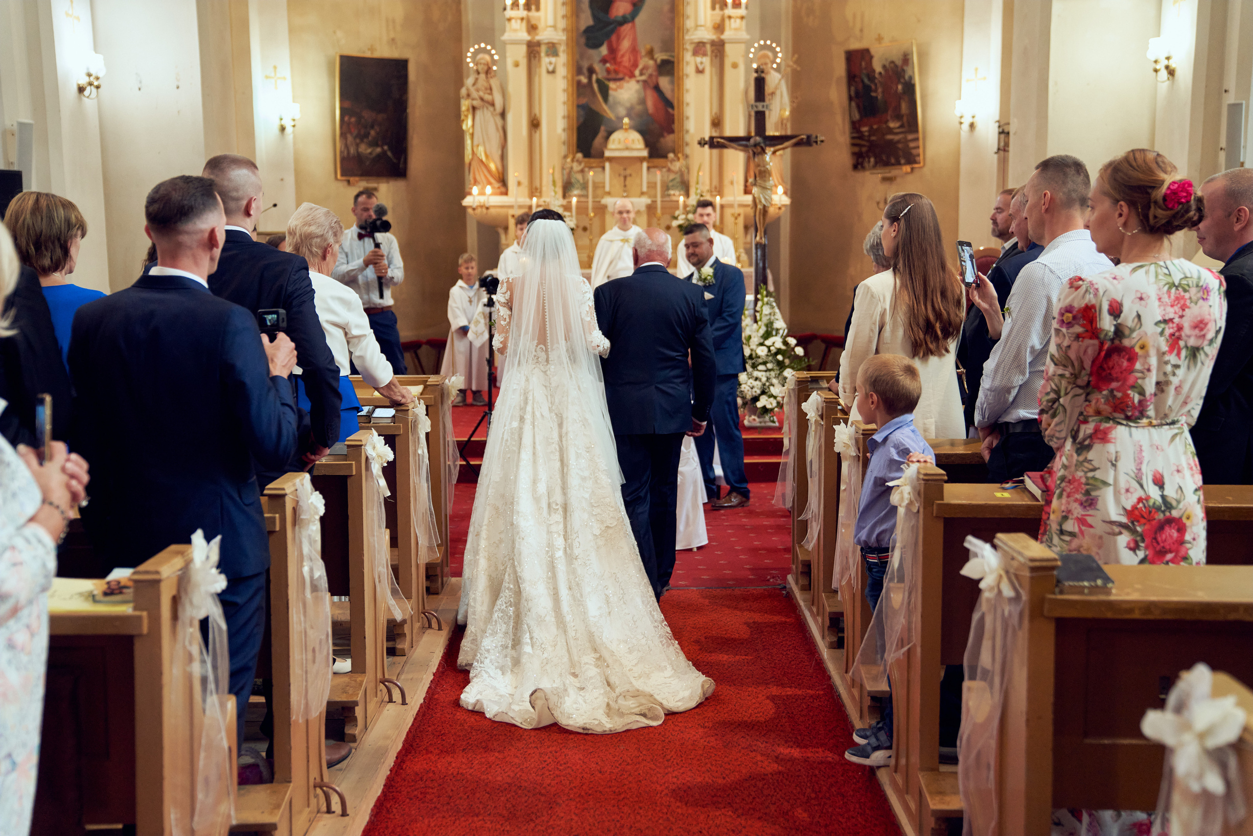 Svadobny fotograf svadobny fotograf cena kameraman na svadbu cena. Fotograf kameraman na svadbu Bratislava Banská Bystrica Сelé Slovensko svadobný kameraman