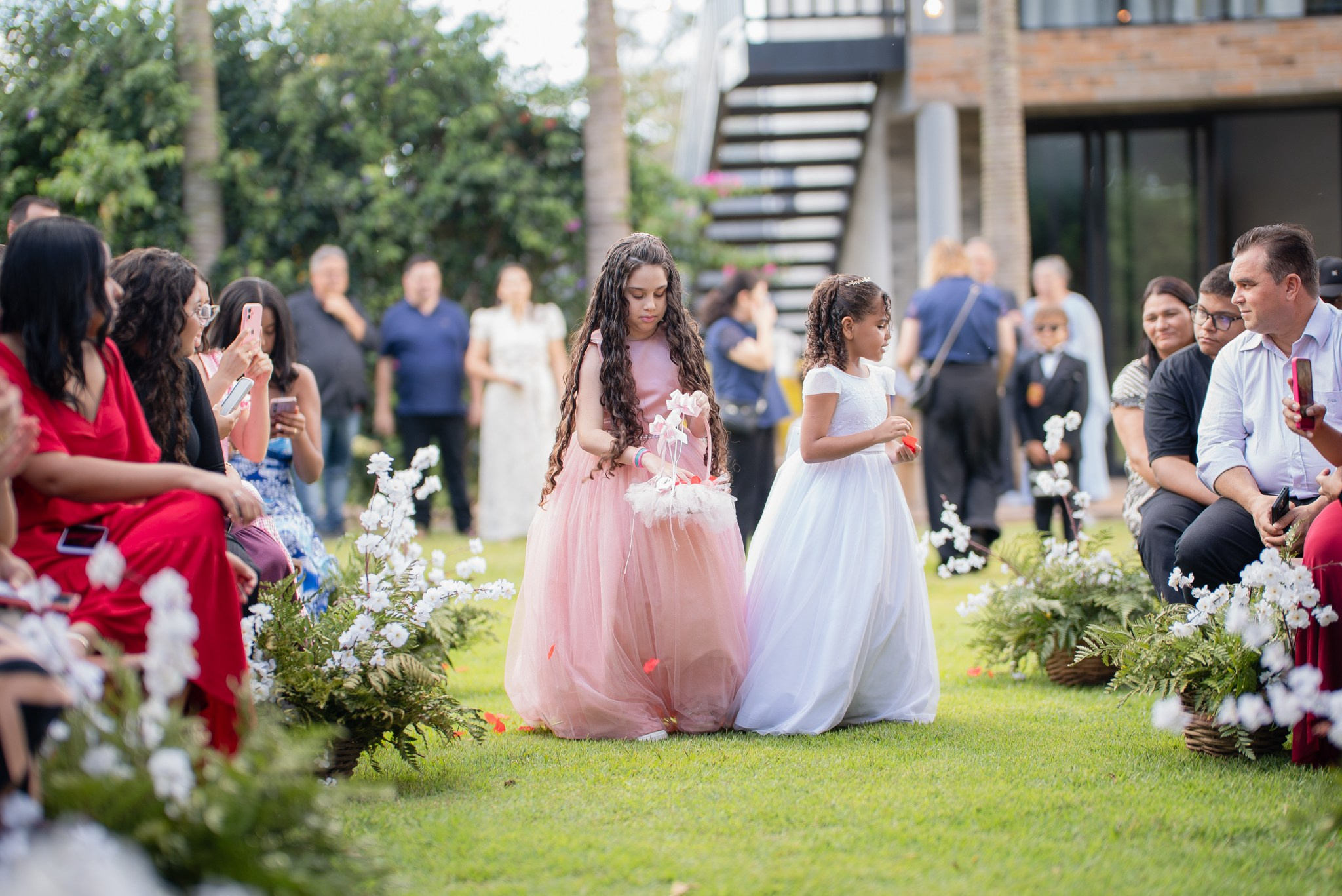 Larissa & Vinicius — Espaço Faveral / Aararaquara. Robson Colaço