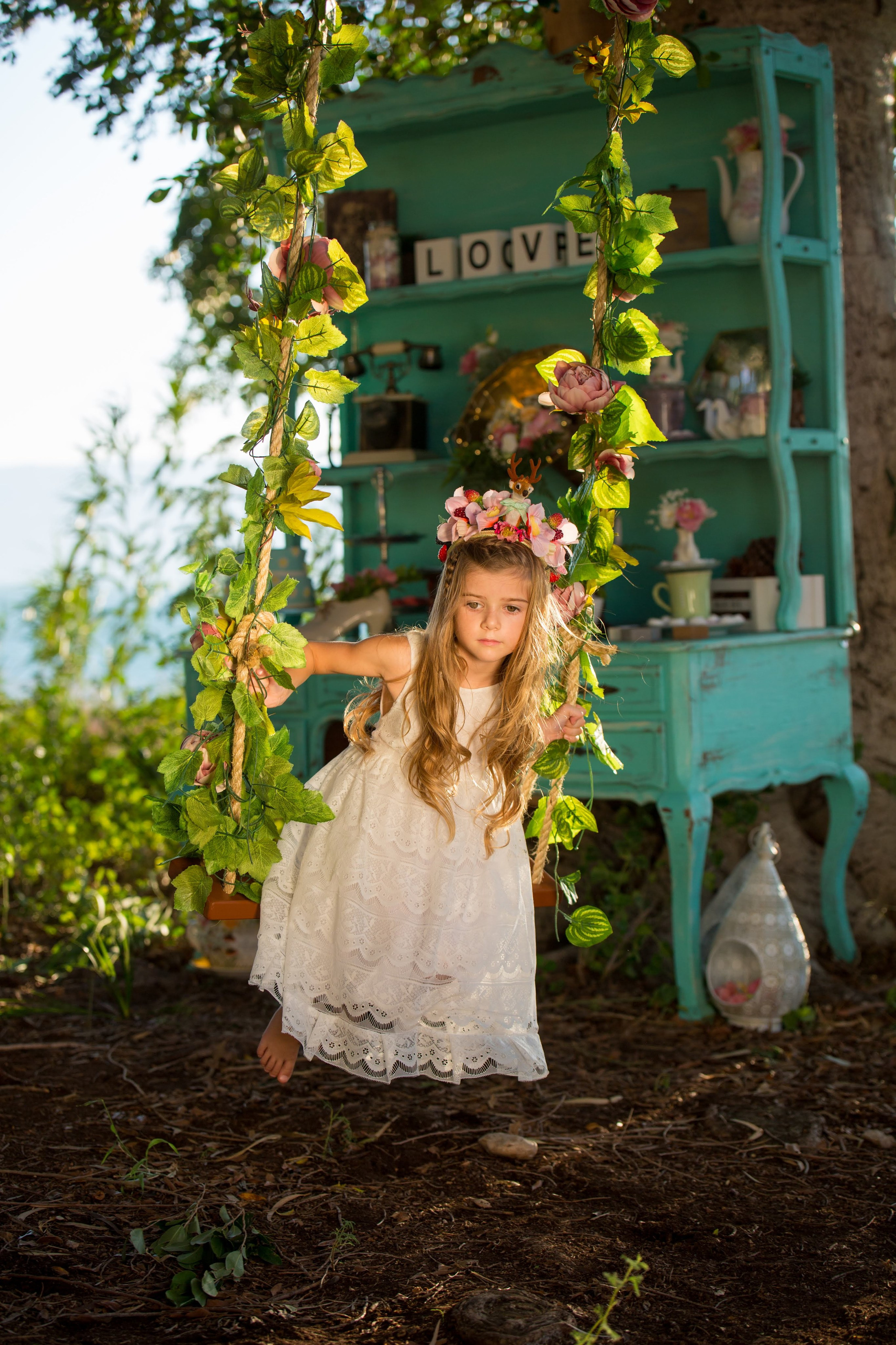 Little bridesmaids. AMIR BUCHNIK PHOTOGRAPHER