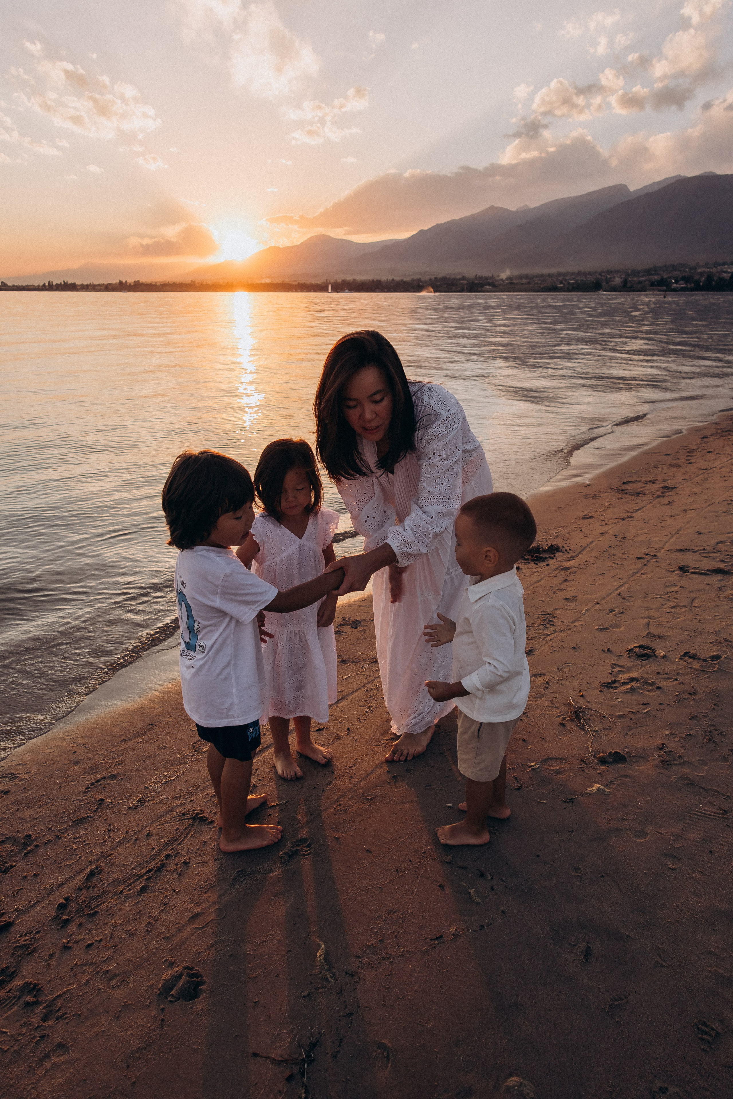 Love in every frame. Birth, Family, Newborn photographer in Dubai| Eliza Baitikova