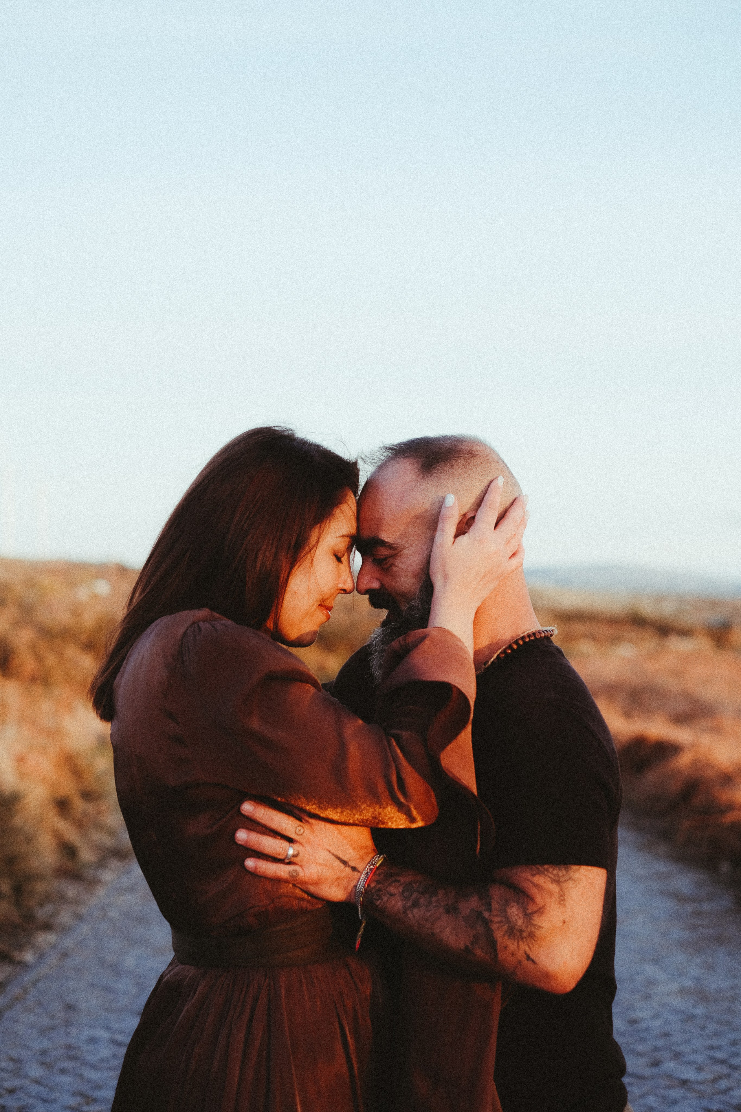 Sunset engagement session in Portugal countryside