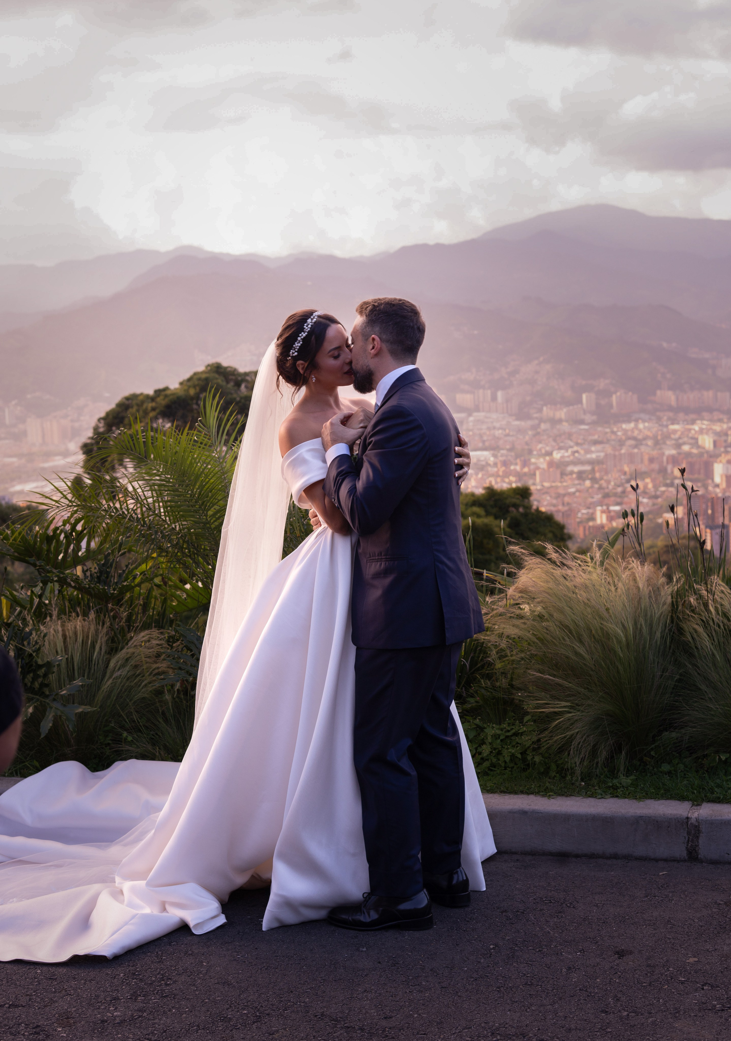 Our weddings and couples. Film and photography for weddings and brands in Barcelona