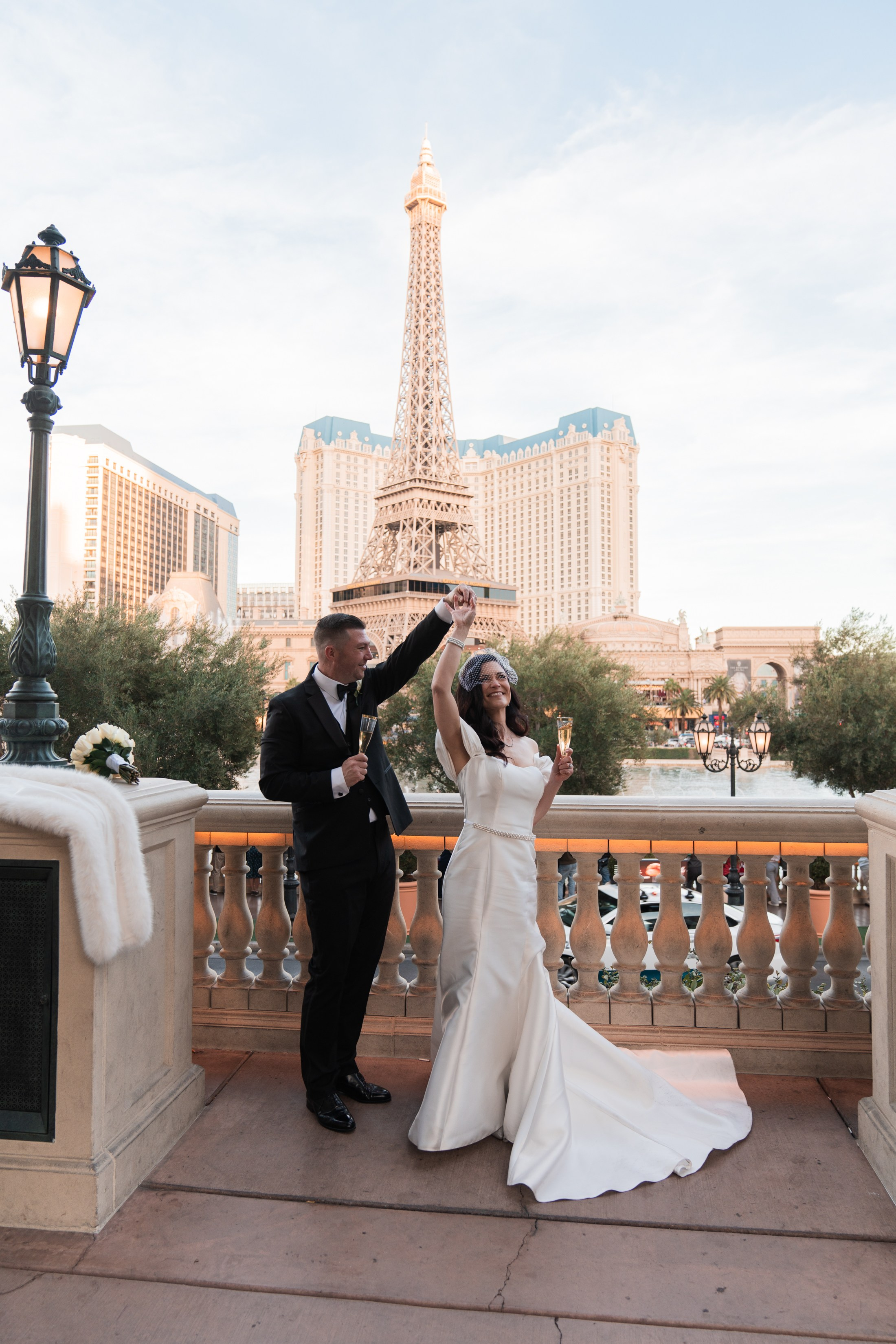 Meghan&Nick. Wedding & elopement photographer Viktoriya Kravtsov. Las Vegas