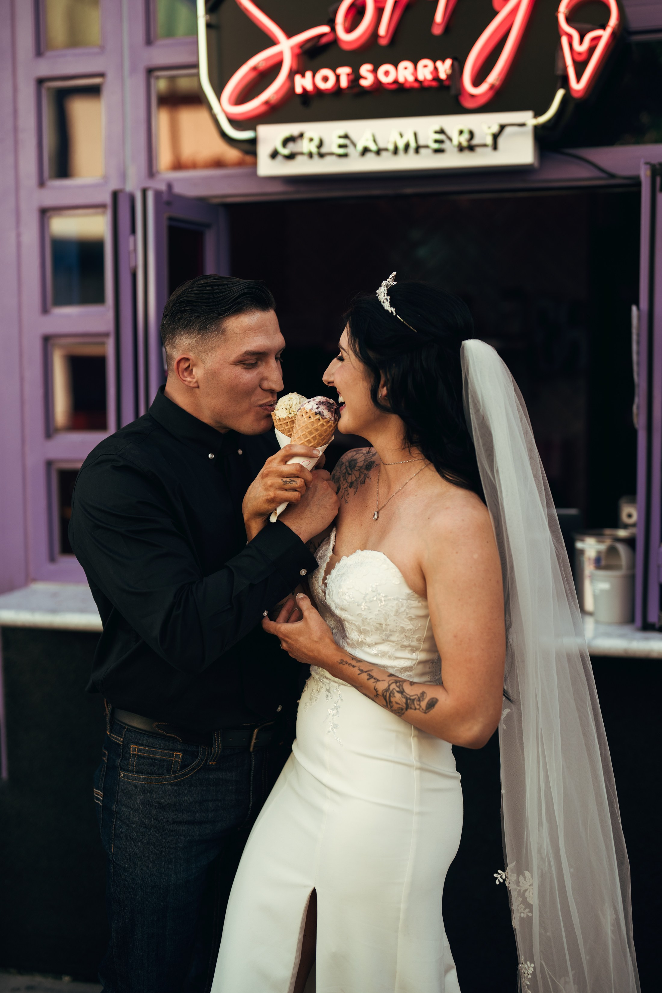 Krystina&Raymond. Wedding & elopement photographer Viktoriya Kravtsov. Las Vegas