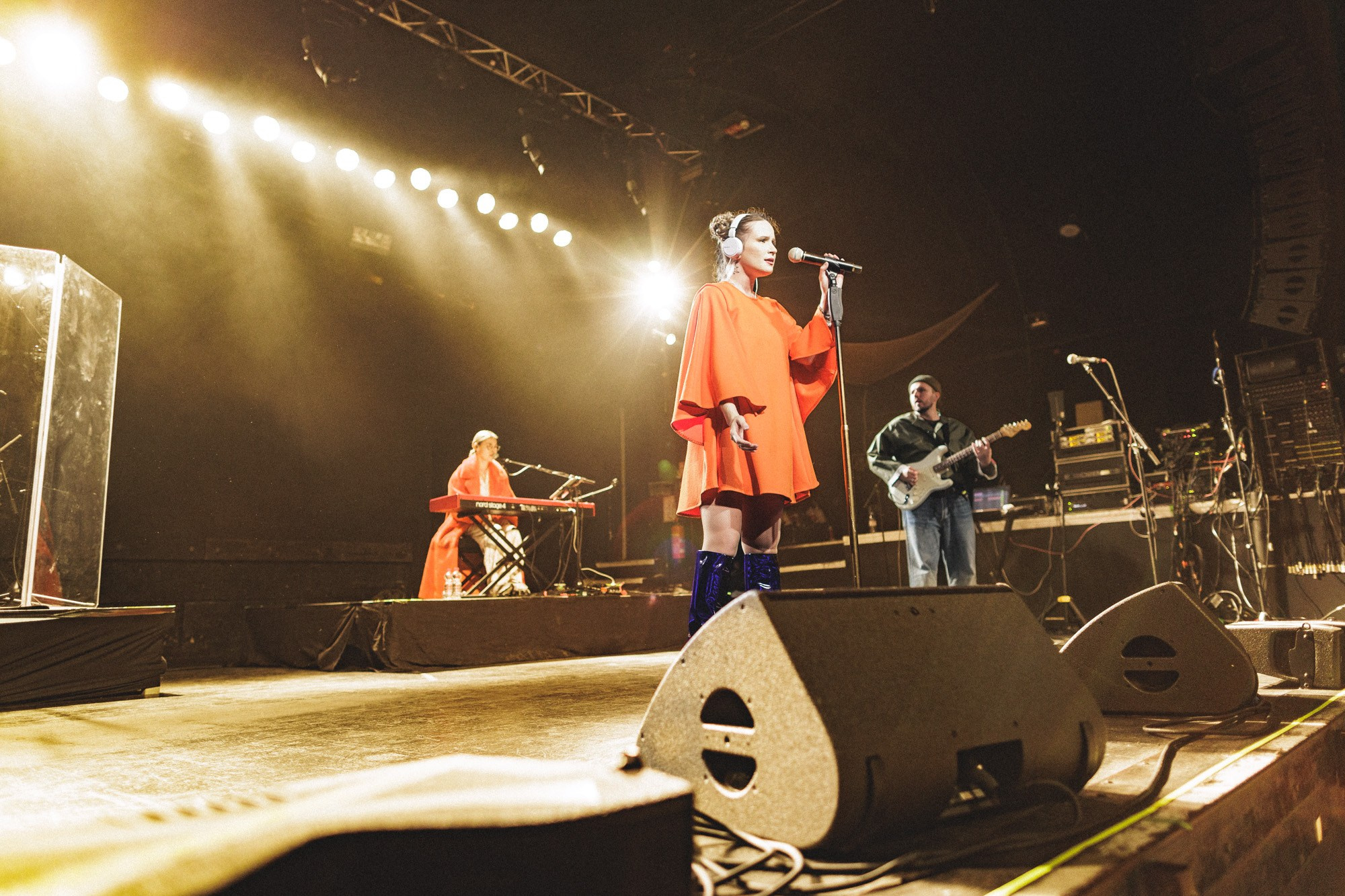 Monetochka. Dmitrii Lukinykh | Visuelles Storytelling & Cinematische Fotografie in Hamburg