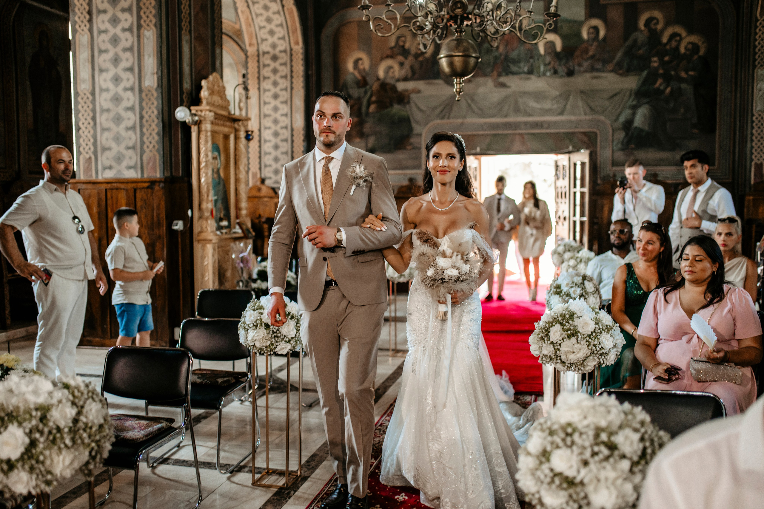 Larisa & Cosmin. Fotograf si Videograf | Nuntă-Botez