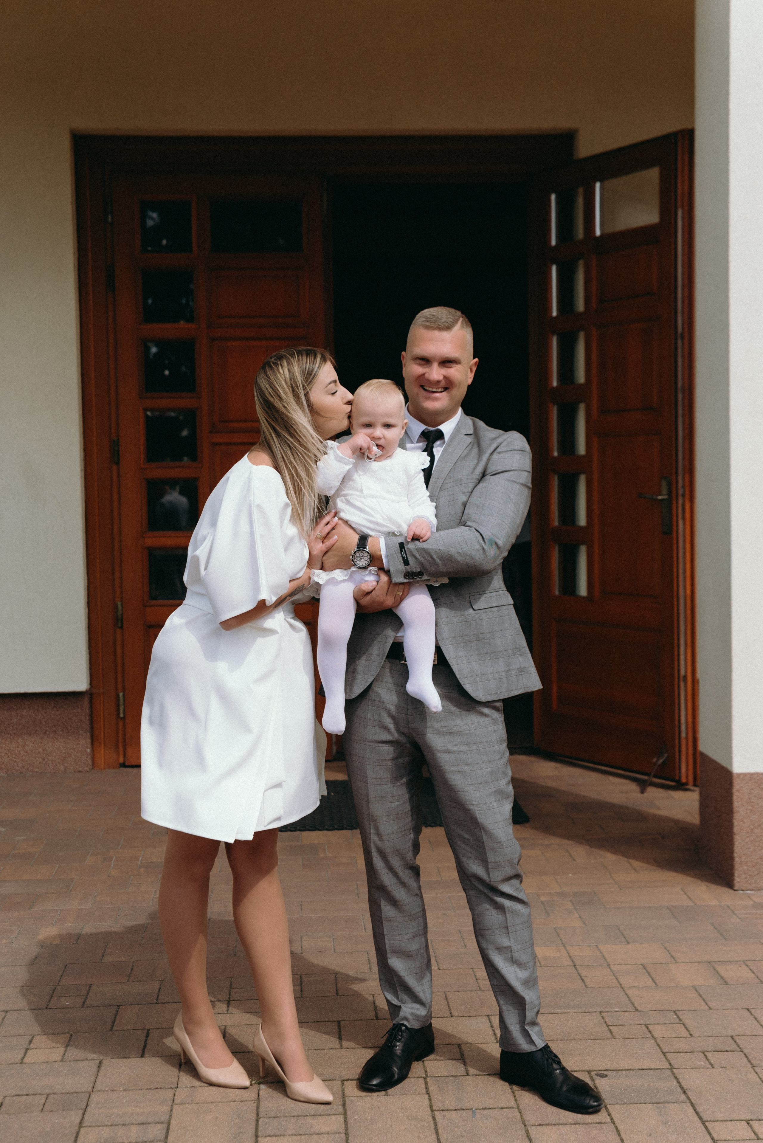 Chrzest Pola. Eugene Save – Fotograf Ślubny i Rodzinny | Warszawa i Cała Polska