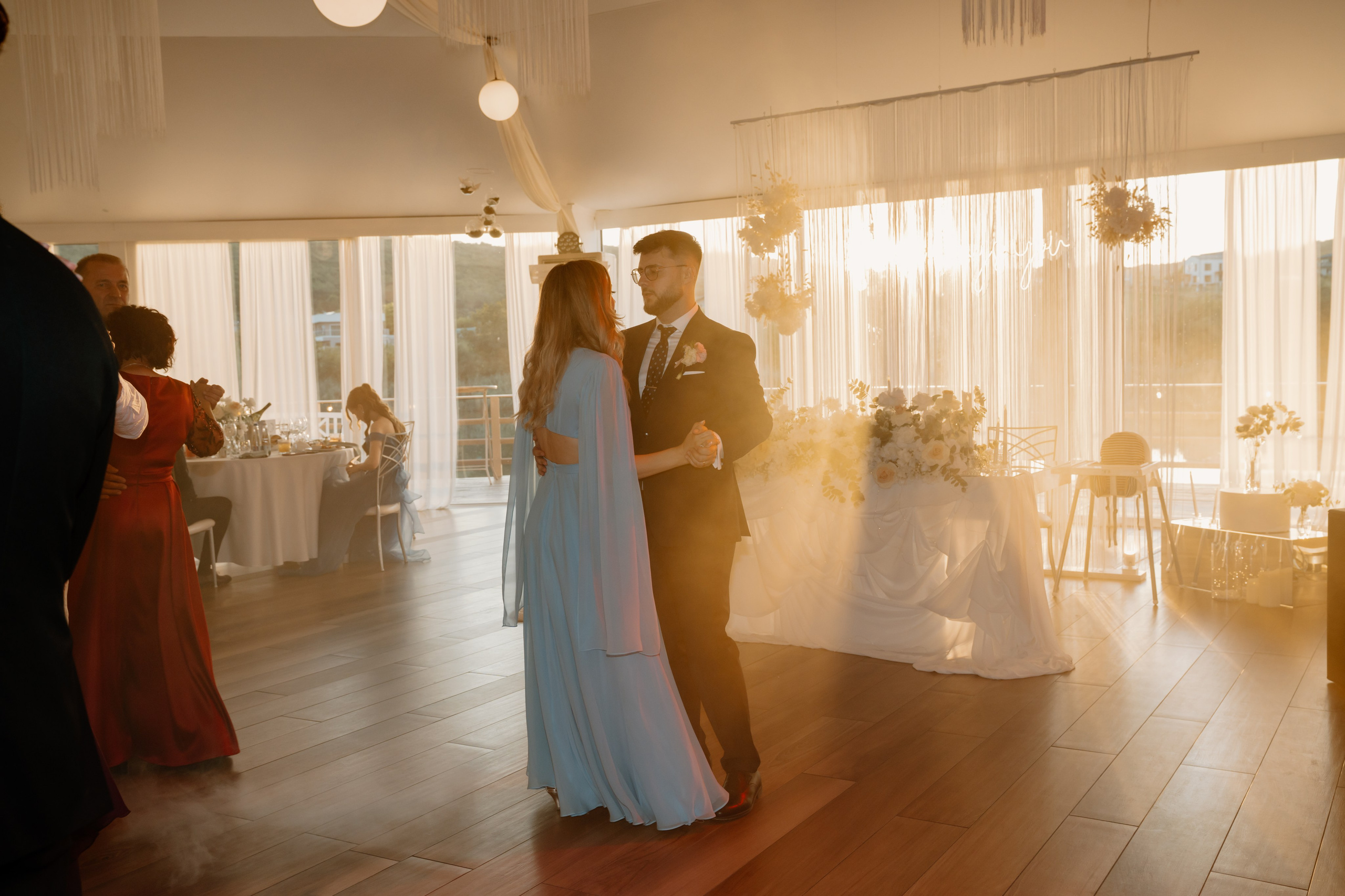 Gabriela & Dragos. Gabrielacojocariu.com