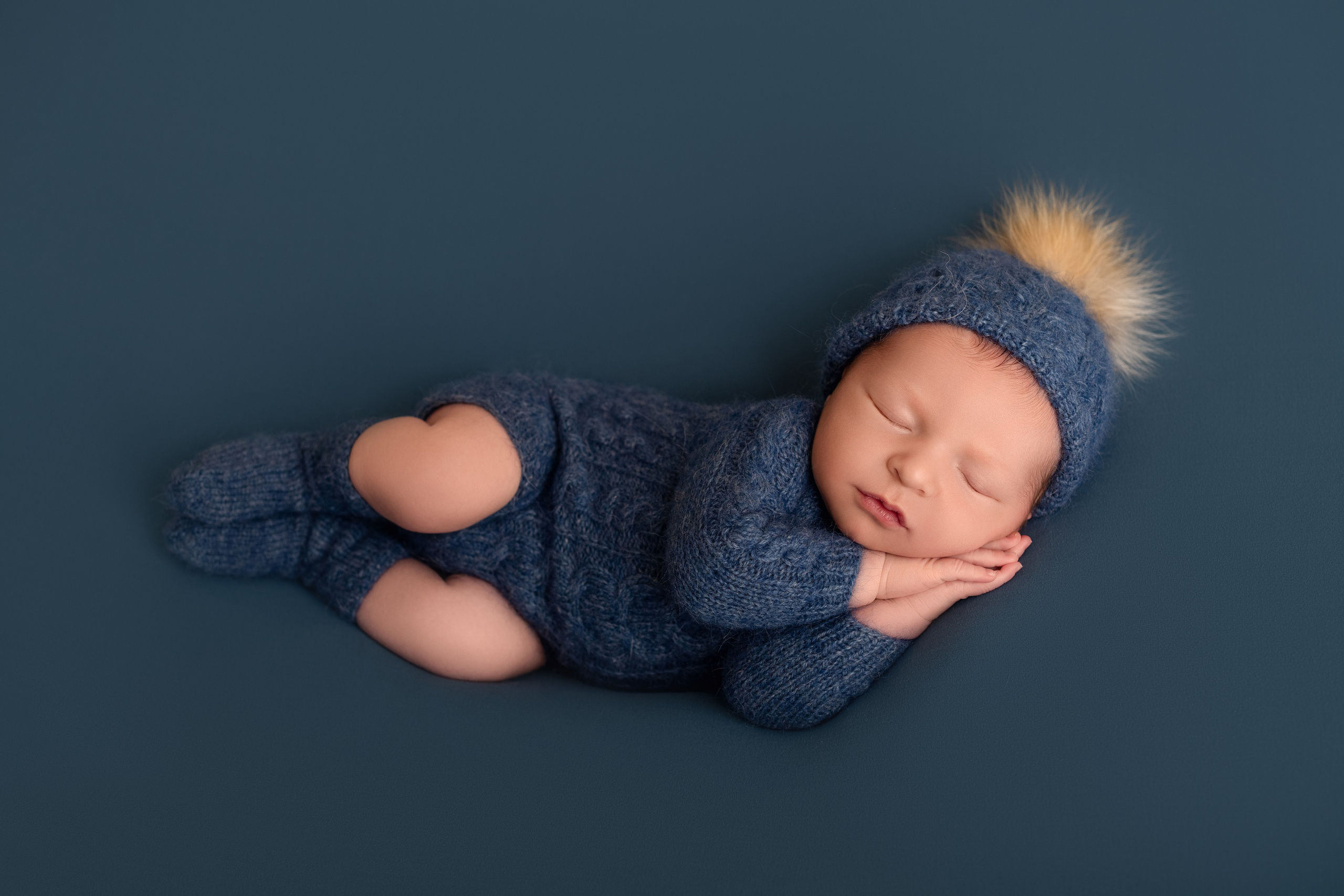 Newborn. Newborn photographer Sacramento