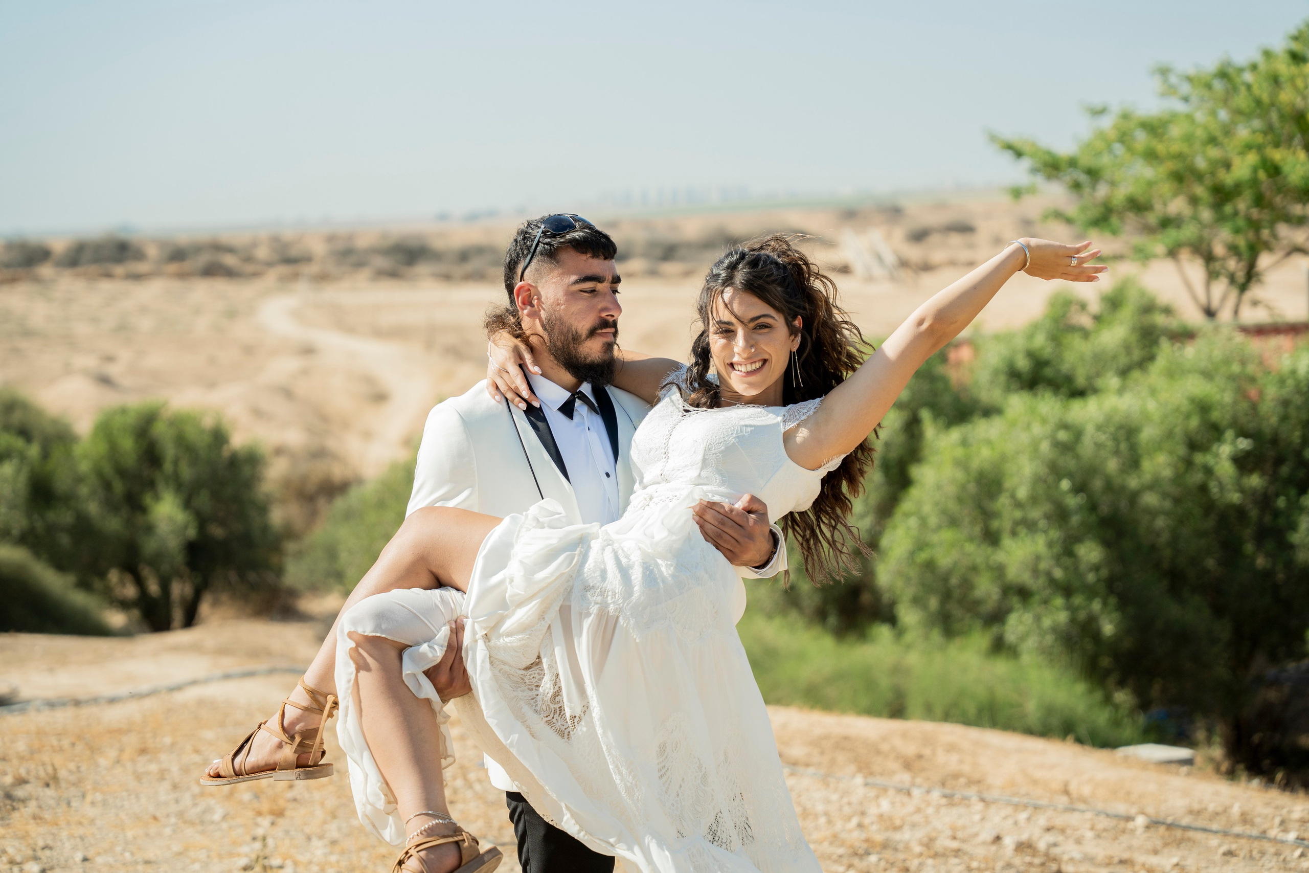 אביה ואחיה. יוסף מזרחי צילום חתונה, ברית וזוגיות. צלם מקצועי שאוהב להוציא אתכם הכי יפים ברגעים הכי מרגשים