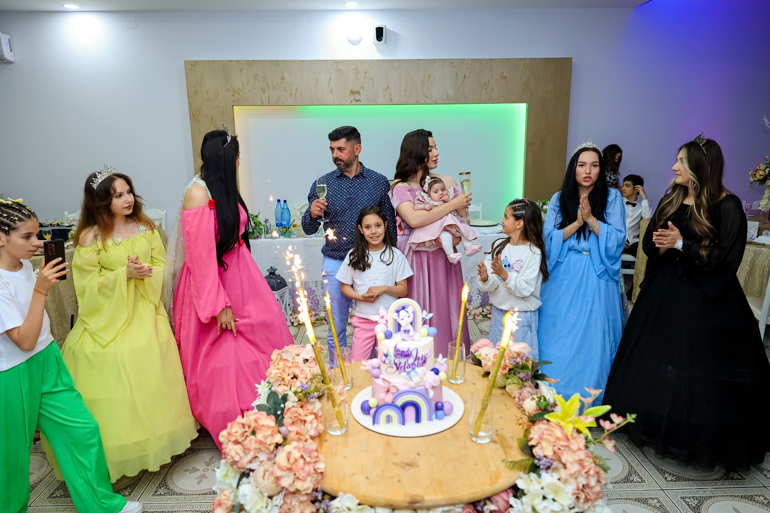 Iris Stefania. Moments By Gub