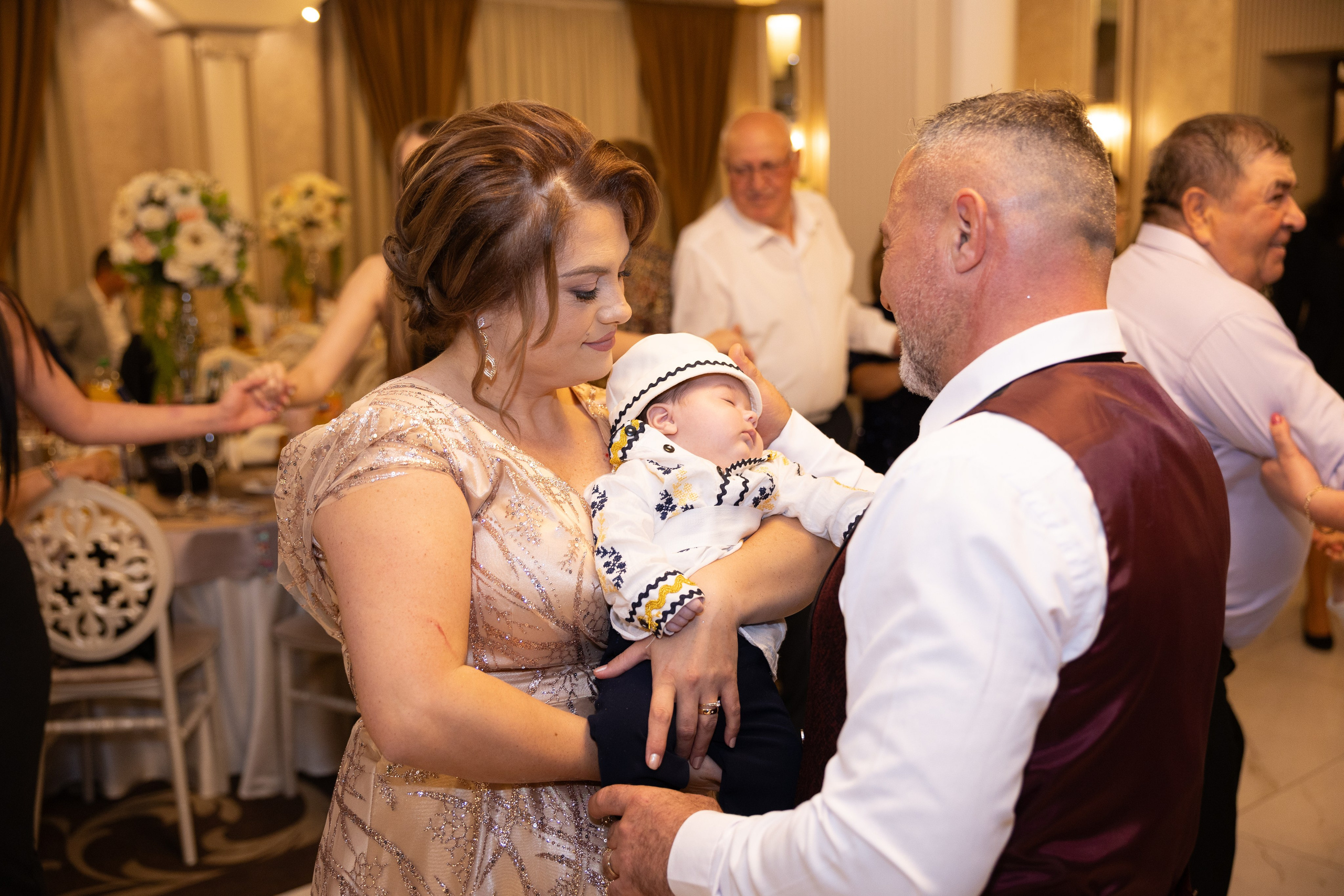 Andrei Sebastian. Moments By Gub