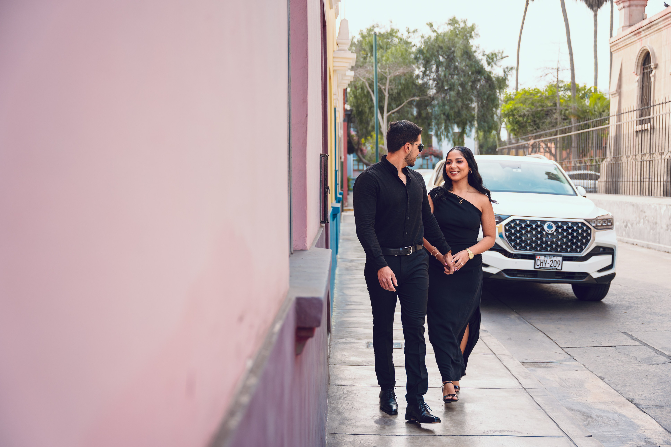 Gabriela+Hernesto. Fotógrafo de Bodas en Lima | Ronhy Altamirano. Fotografía narrativa y cinematográfica para bodas, quinceañeras y eventos exclusivos
