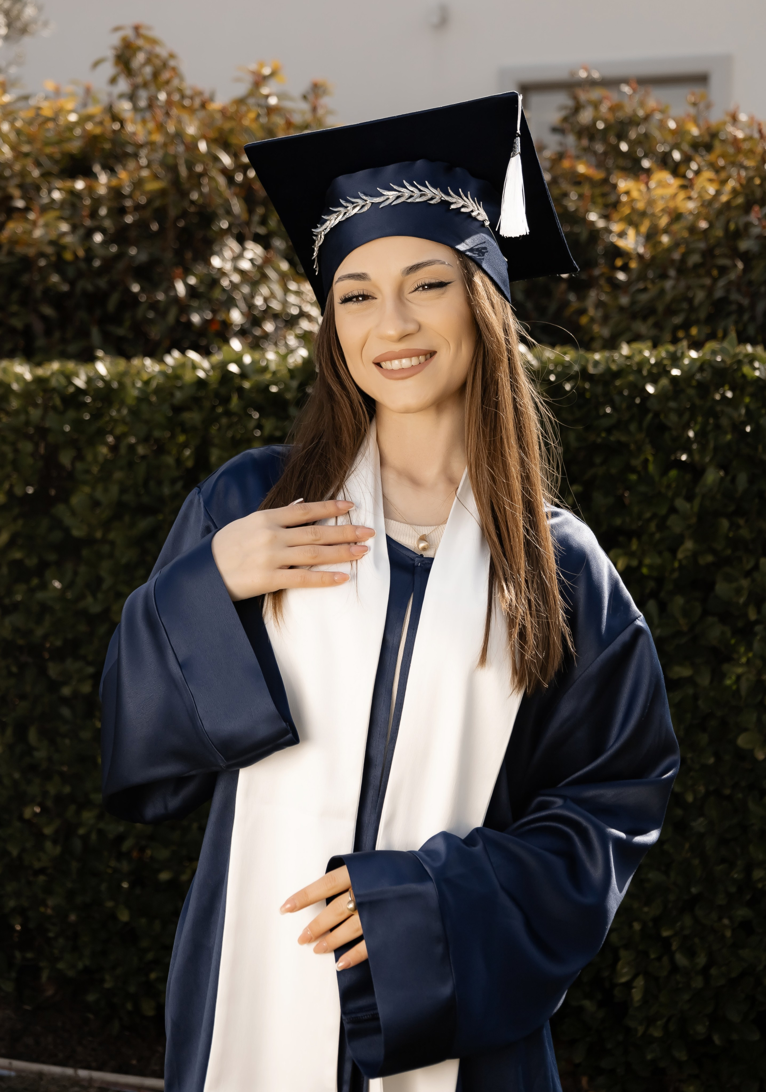 Premium mezun xalati, qara mezun geyimi, ag mezun libasi, qirmizi sarfli mezun paltari, mezun aksesuarlar, mezun papaqlari, mezun lentleri, mezun hediyyeleri, mezun fotosessiya geyimleri, mezun cekilisi ucun geyimler, mezun tedbirleri ucun aksesuarlar, mezun geyimlerinin icare ve satisi, premium mezun libaslari, mezun geyimleri online sifaris, mezun geyimleri Bakida, mezun geyimleri qiymetleri, mezun geyimleri modelleri, Mezun cekilisi, mezun fotosessiyasi, mezun cekilisi ucun geyimler, mezun mantiyasi cekilisi, mezun fotosessiya ideyalari, mezun gunu fotosessiya, mezun xatireleri, mezun papaqlari ile fotosessiya, mezun lentleri ile cekilis, ferdi mezun fotosessiyasi, qrup mezun cekilisi, mezun fotosessiya mekani, mezun ucun ideal cekilis fonlari, mezun fotosessiya aksesuarlari, mezun albomu sekilleri, mezun cekilisi poza ideyalari, universitet mezun fotosessiyasi, kollektiv mezun fotosessiyasi, mezun xalatlari ile cekilis, mezun mantiyasi fotosessiyasi, mezun geyimleri ile professional cekilis, mezun tebrik fotosessiyasi, en yeni mezun cekilis trendləri, mezun fotosessiya xidmetleri, premium mezun cekilisi, mezun cekilisi ucun dekorlar, mezun fotosessiyasi aksesuarlar, mezun gunu en gozel fotolar, mezun cekilisi fotostudiya, bakida mezun fotosessiyasi, xaricde mezun cekilisi, mezun gunune ozel cekilis,Məzun mantiyaları, eksklüziv məzun geyimləri, ağ və qara məzun libasları, məzun üçün xüsusi şarf modelləri, məzun papağı və aksesuarları, fərdi dizayn məzun geyimləri, məzun tədbiri üçün ən yaxşı seçimlər, məzun fotosessiyası üçün ideal libaslar, məzun mərasimi geyimləri, keyfiyyətli məzun mantiyası, rahat və şık məzun geyimləri, məzun üçün lent və tac modelləri, məzun simvolik medalları, icarəyə verilən məzun libasları, məzun geyimlərinin sərfəli qiymətləri, onlayn məzun geyimi sifarişi, məzun paltarı mağazası, dəbli məzun geyimləri, premium məzun mantiyalarının satışı, universitet məzunları üçün mantiyalar, kollektiv məzun geyimləri, məktəb məzunları üçün geyimlər, diplom mərasimi üçün geyimlər, fərqli rəngdə məzun libasları, ən yeni məzun geyimləri, rahat və premium məzun geyimi seçimləri, Bakıda məzun geyimi mağazası, məzun üçün ən yaxşı libaslar