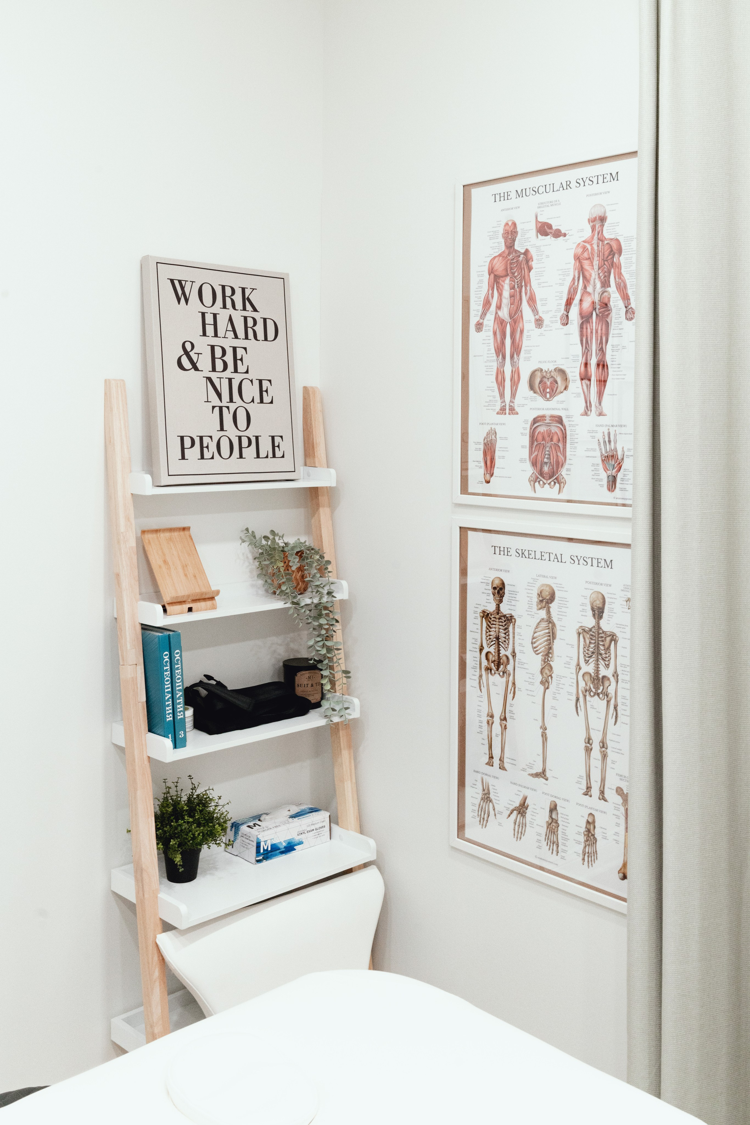 Osteopath Gregory Nefedov