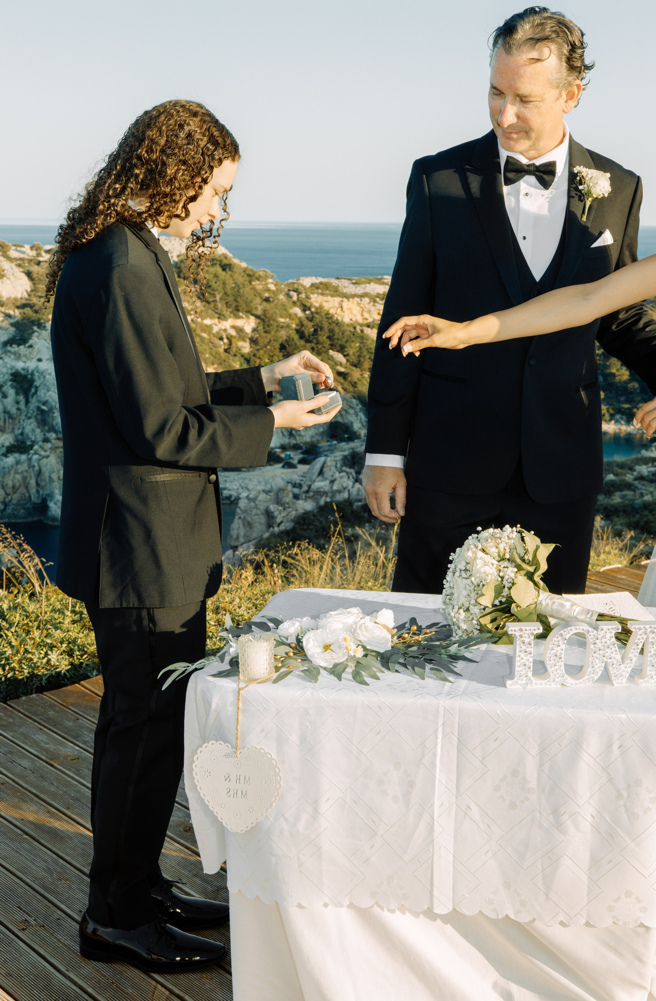 Vow Renewal Ceremony. Portrait- und Hochzeitsfotografin Irene Art Photo mit Sitz auf der griechischen Insel Rhodos