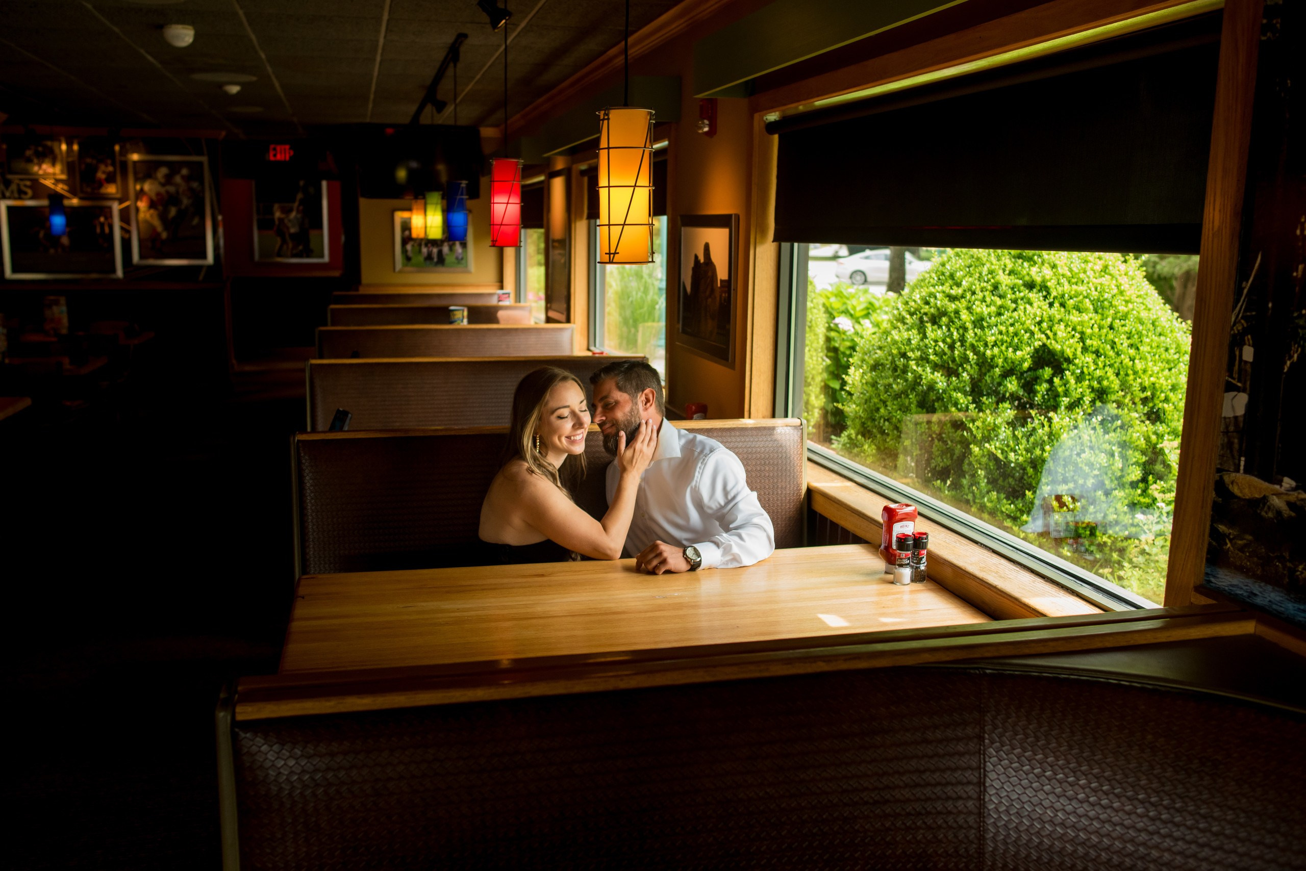 A Restaurant Romance: Photoshoot at the Place Where They First Fell in Love. Wedding photographer in Orlando, Boston & New York Anderson Marques