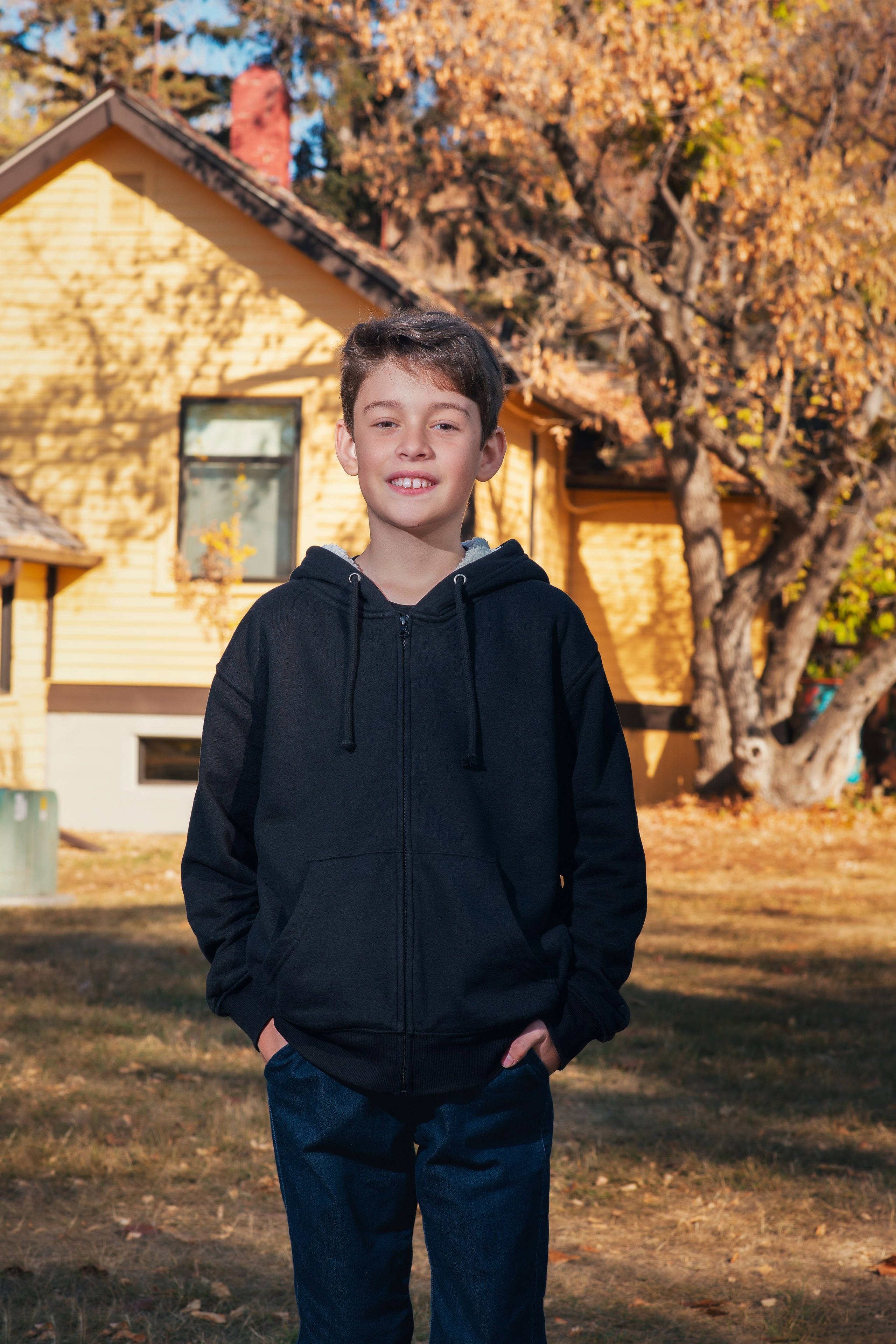 Manuela’s Family. Carlos Lima Photography — Photographer in Calgary