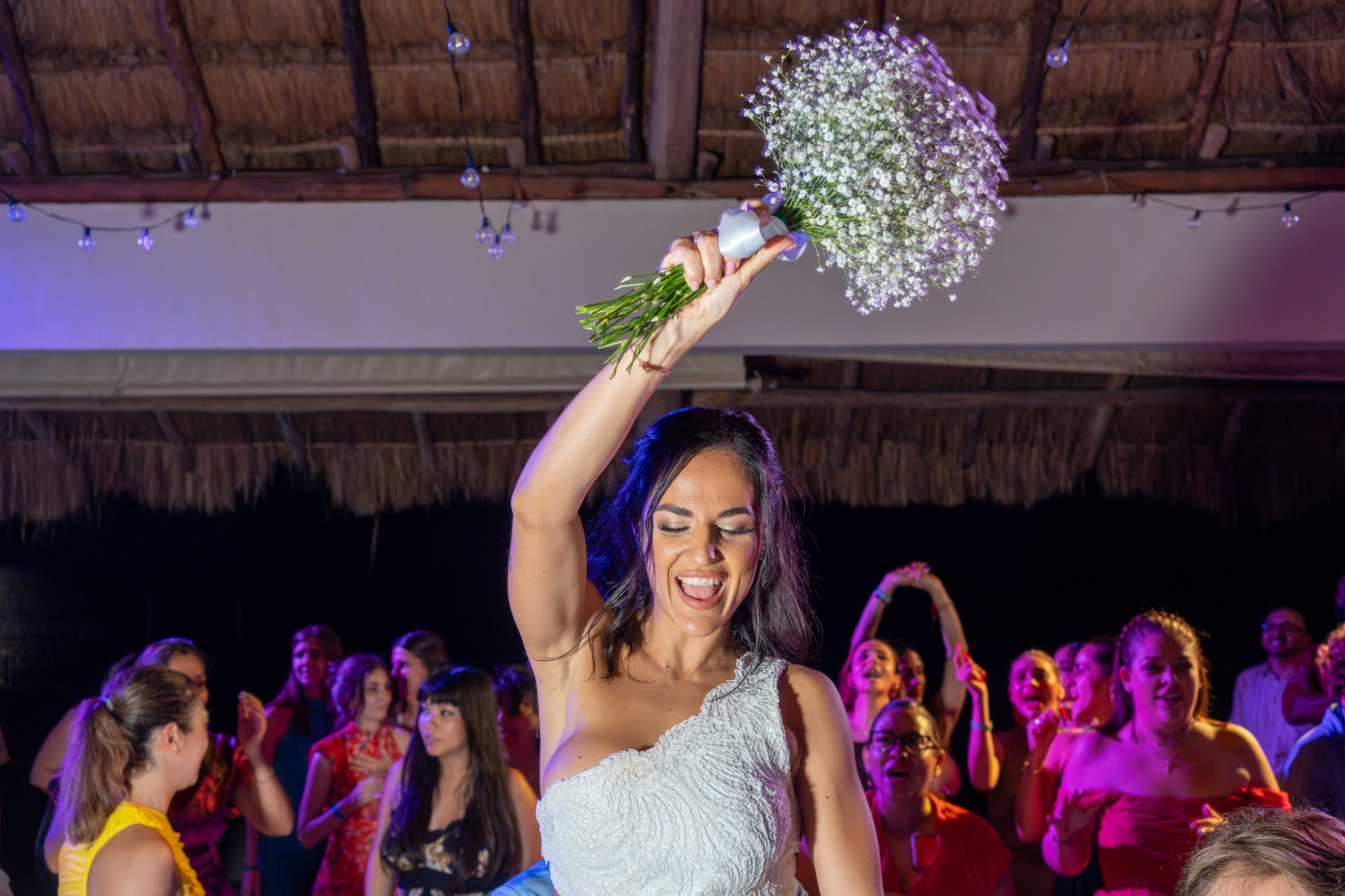 Wedding Photo Cancun. Alfredo Vazquez Wedding Films & Photography | Mexico & Destination Weddings
