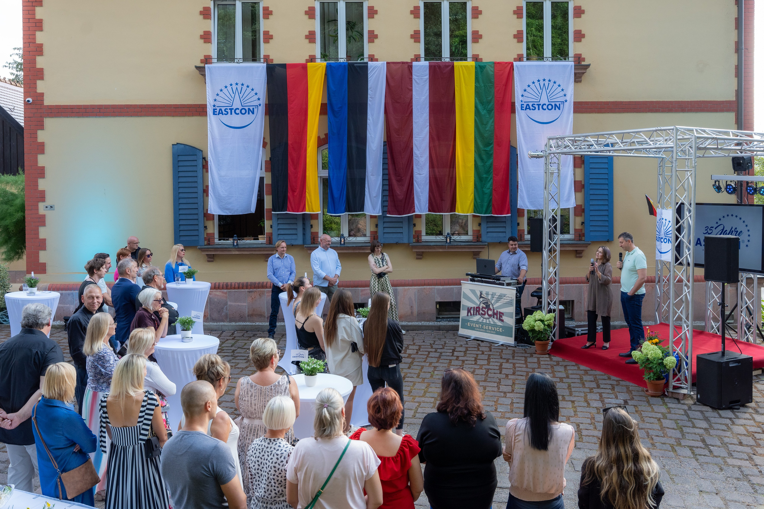Įmonių renginių fotografavimas. Aliaksandra Norvilas fotografas Vilnius