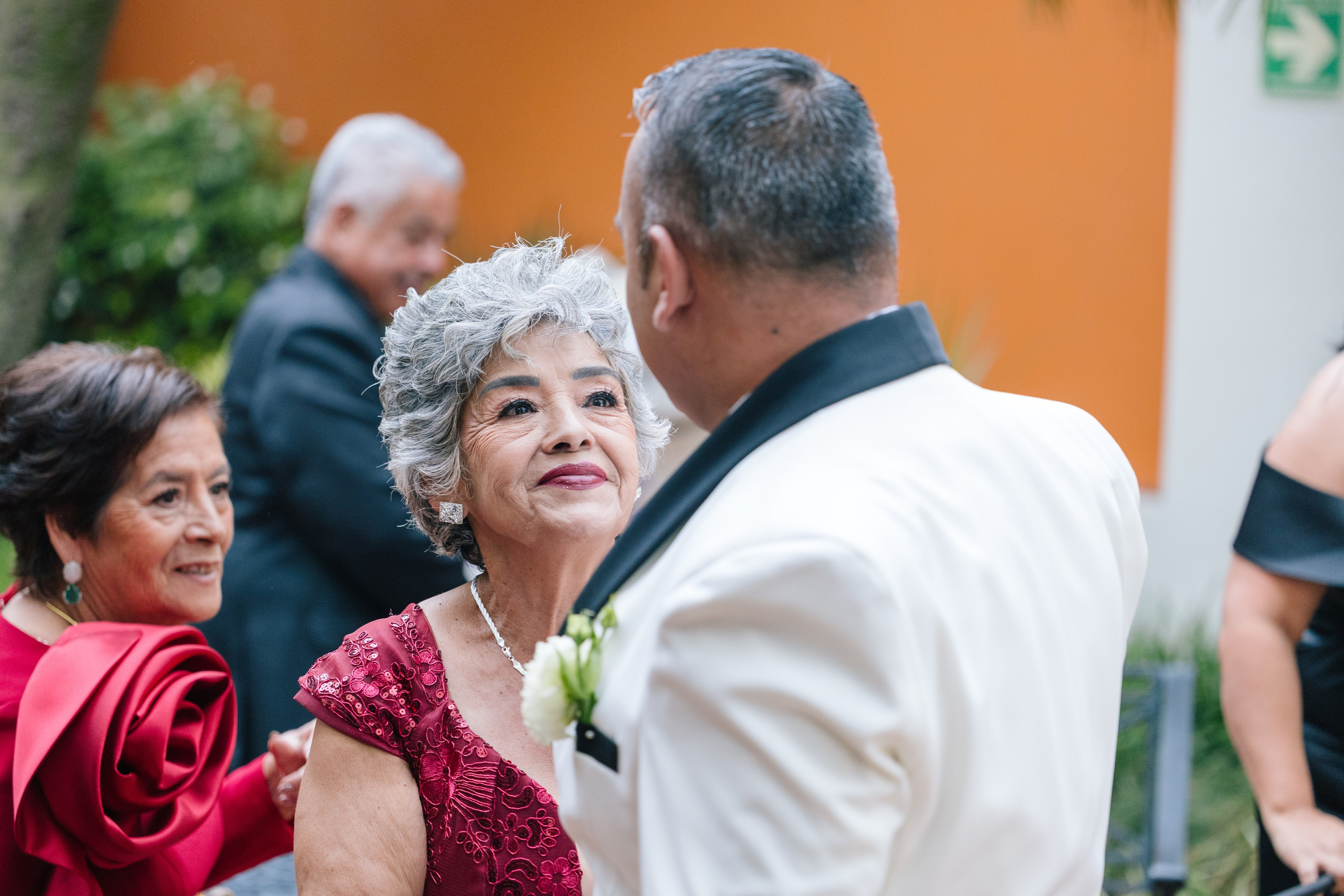 Alejandra y Salvador. Principal