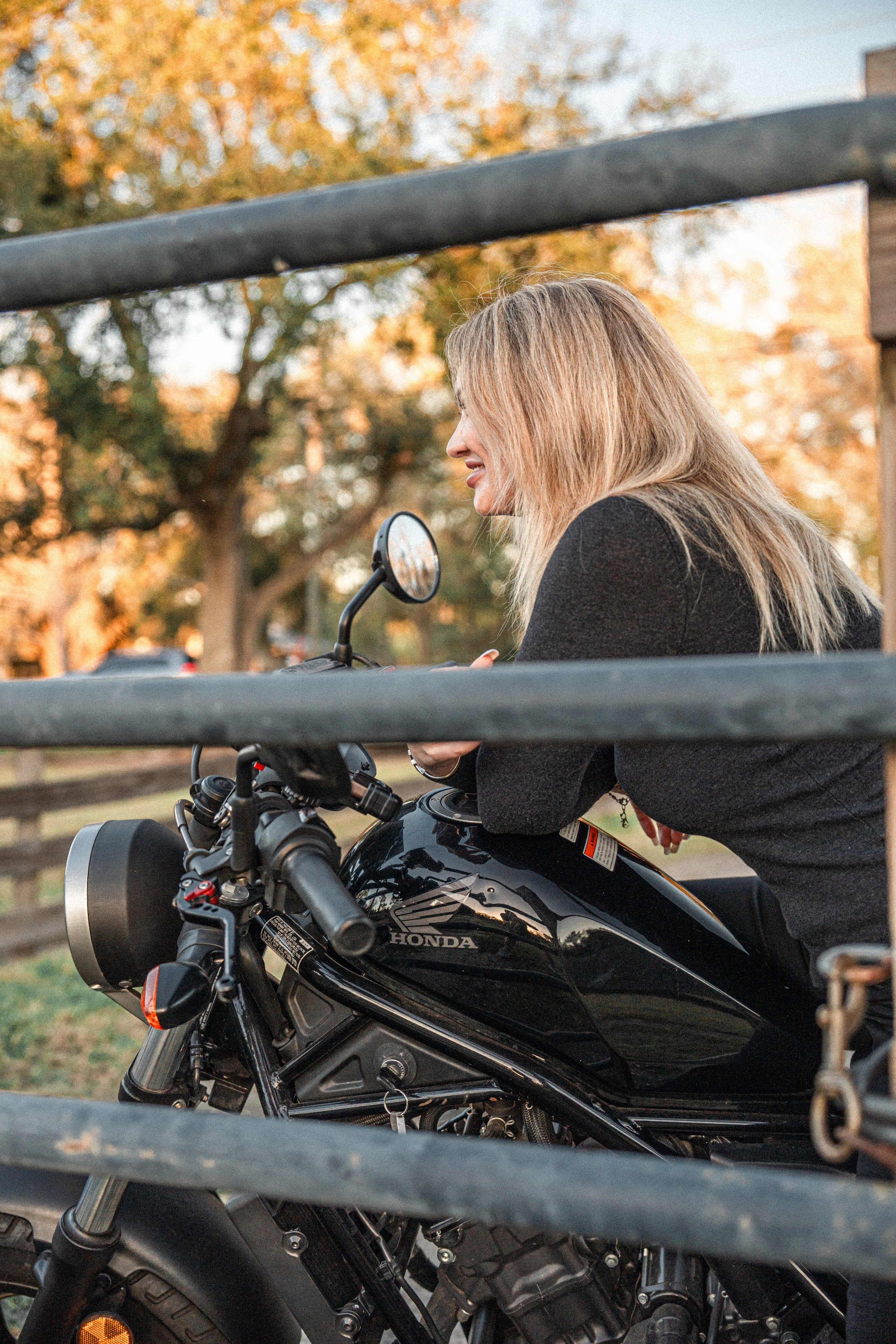 Anna on a Bike. Welcome to my video and photo world!