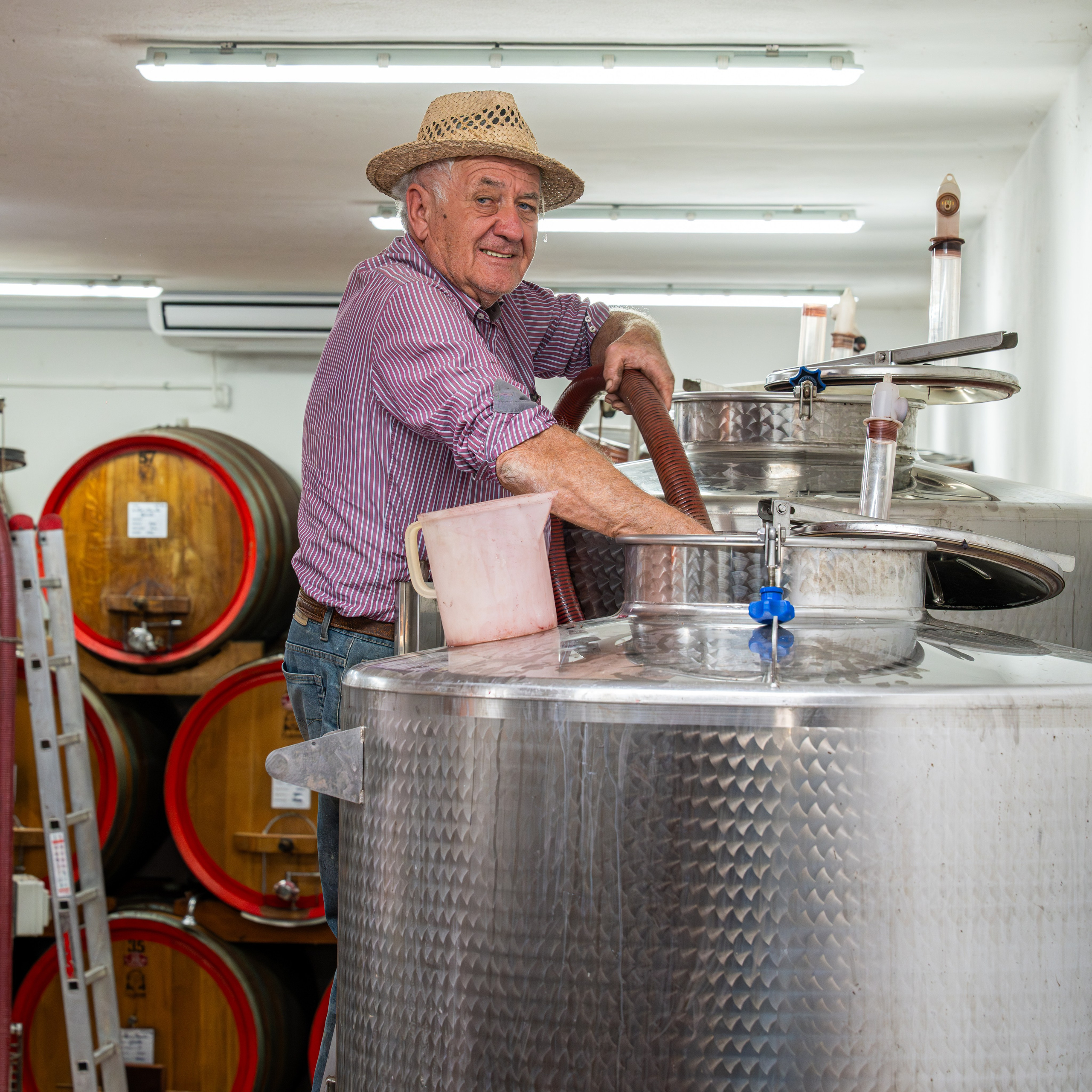 Cantine Boasso Serralunga. “Gianmaria Coscia fotografo per passione”