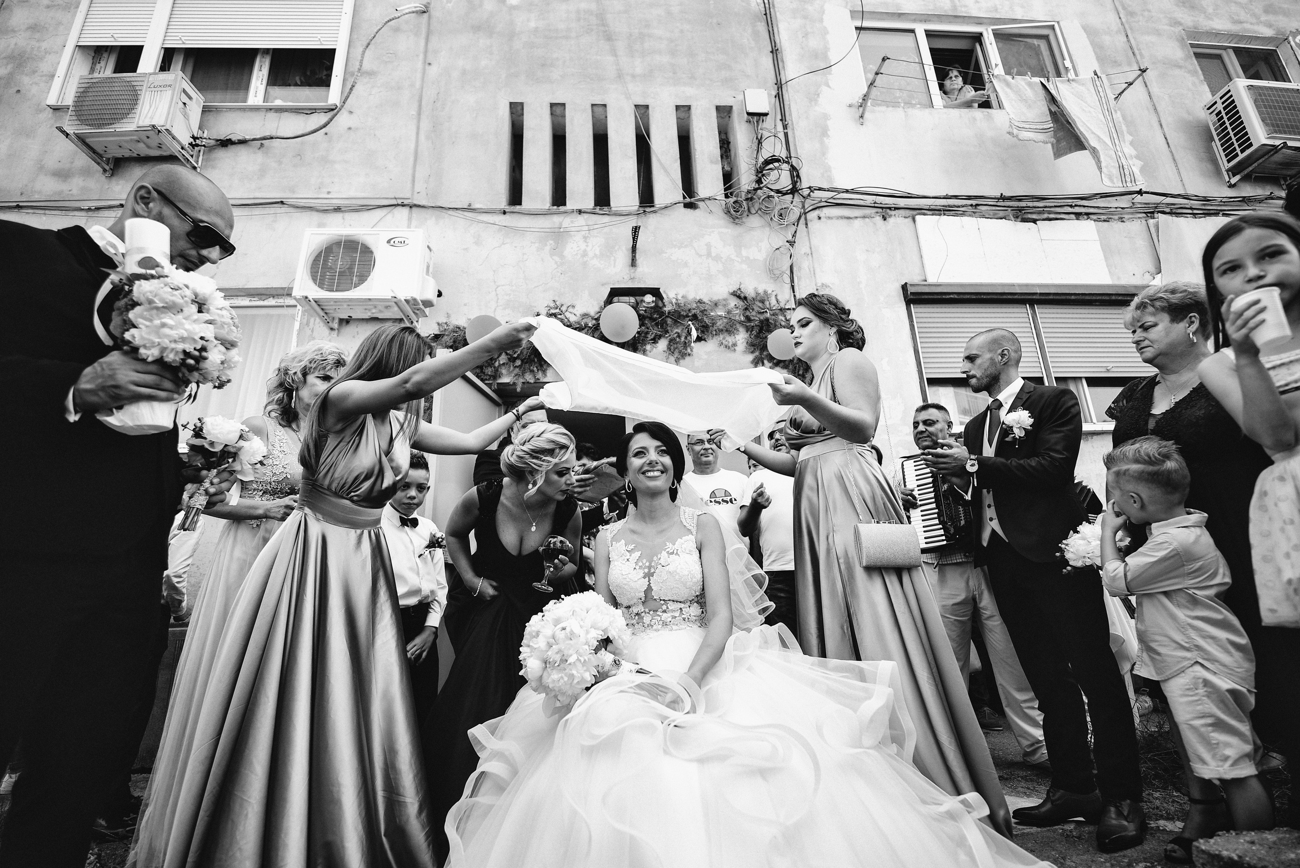 Paula & Ginel. Acasă