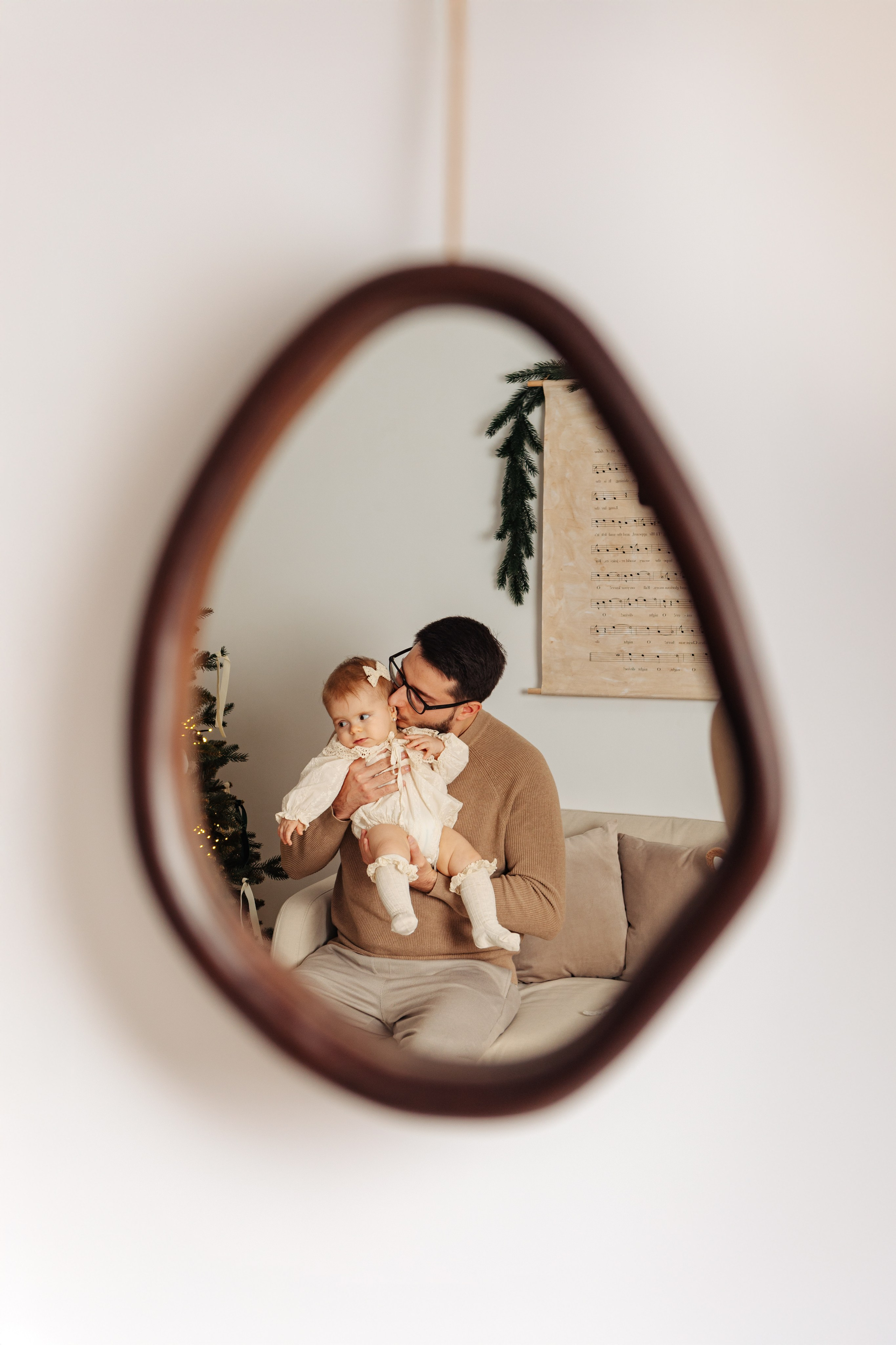 Familia Valeanu. Cristina Andronache fotograf Brașov fotograf de familie fotograf de nunta Brașov