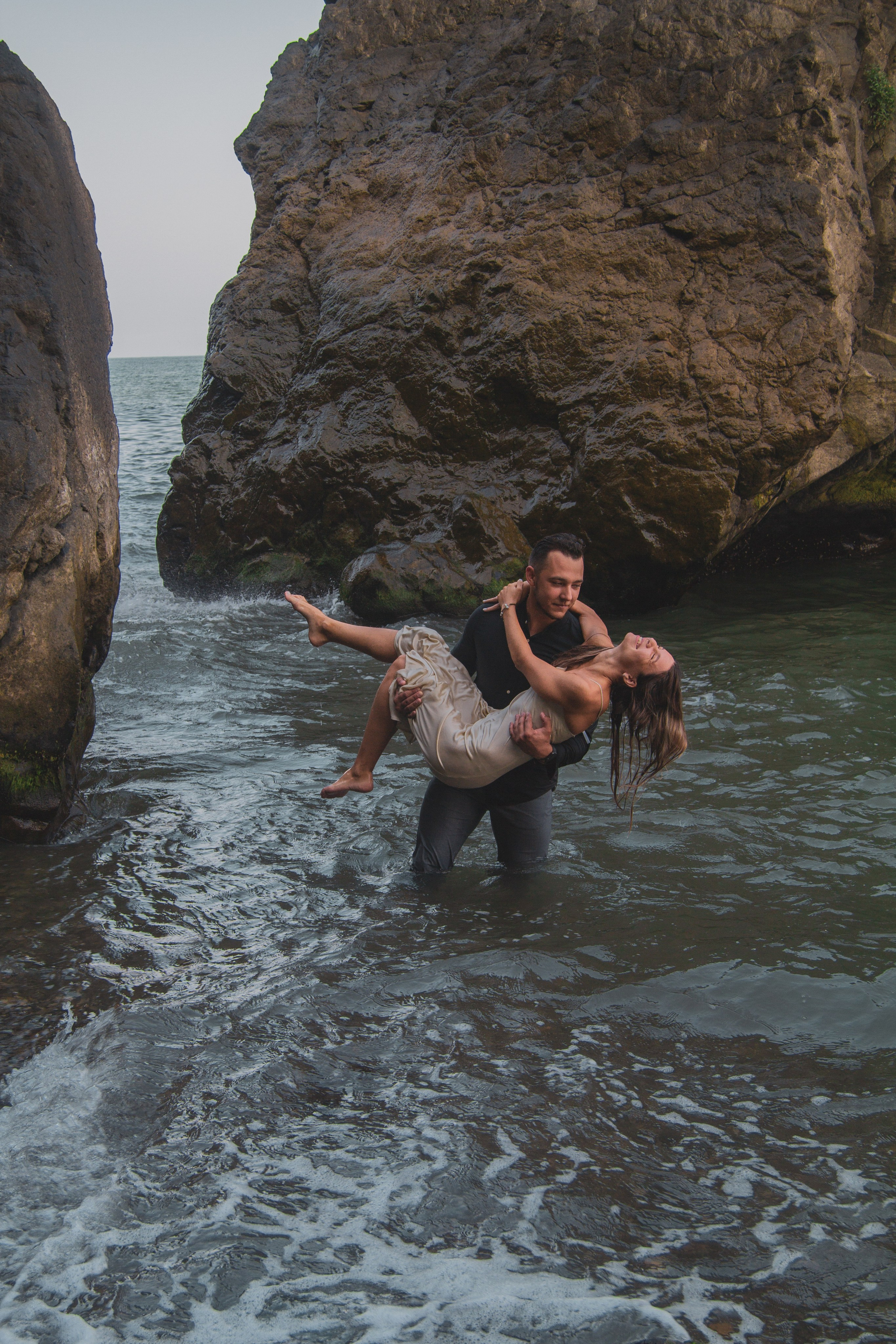 Captivating Love Story Photography in Seattle Meta. Boston wedding and portrait, real estate photographer Svateev Andrey