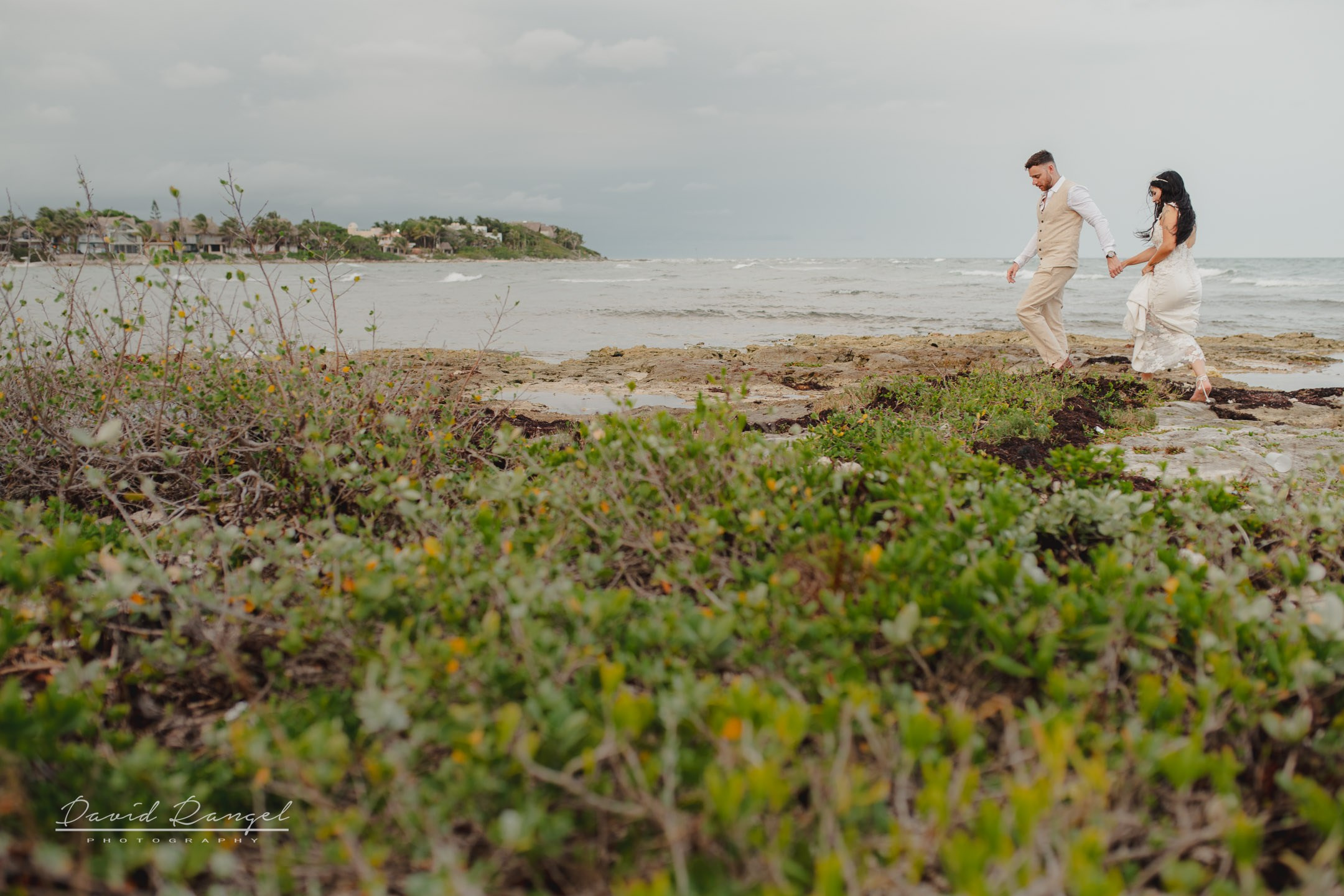 Classic Weddings. Destination wedding photographer based in Cancun and Riviera Maya with service worldwide