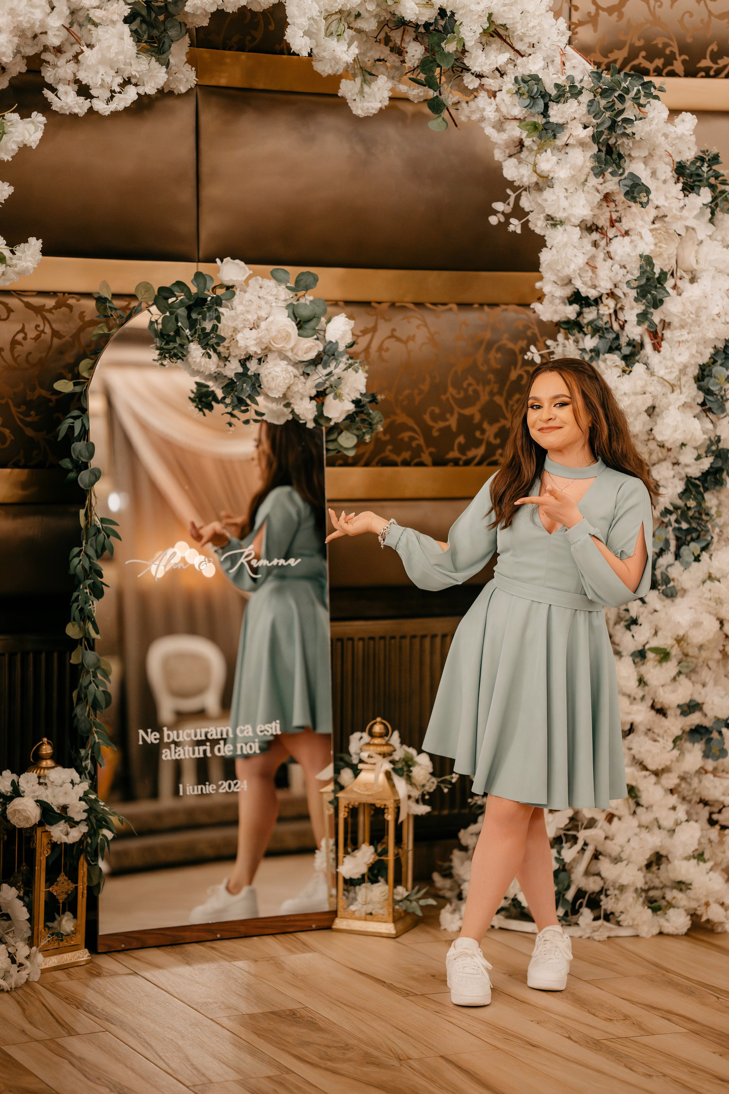 Ramona & Alin. Raw Studio. Fotograful tau de nunta!